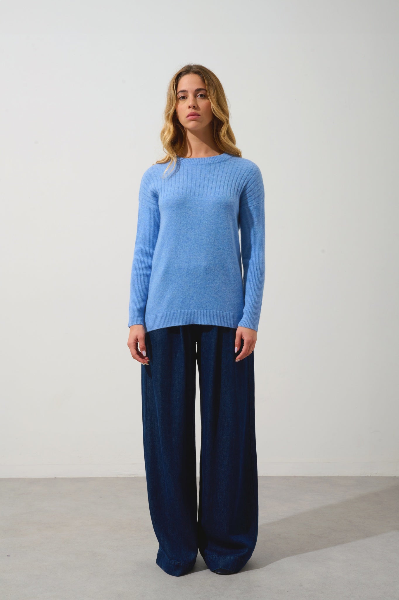 DARIA Pullover mit Rundhalsausschnitt sky 100% Kaschmir