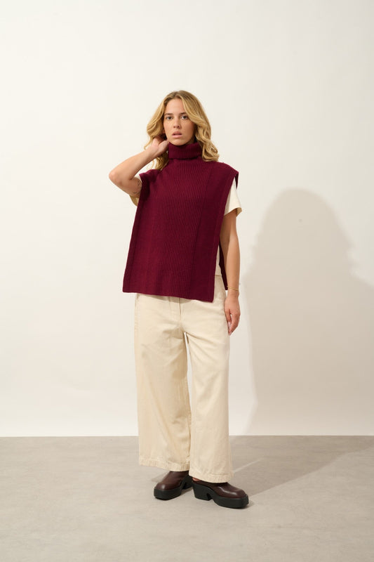 demi poncho ouvert col roulé 4 fils bordeaux 100% cachemire