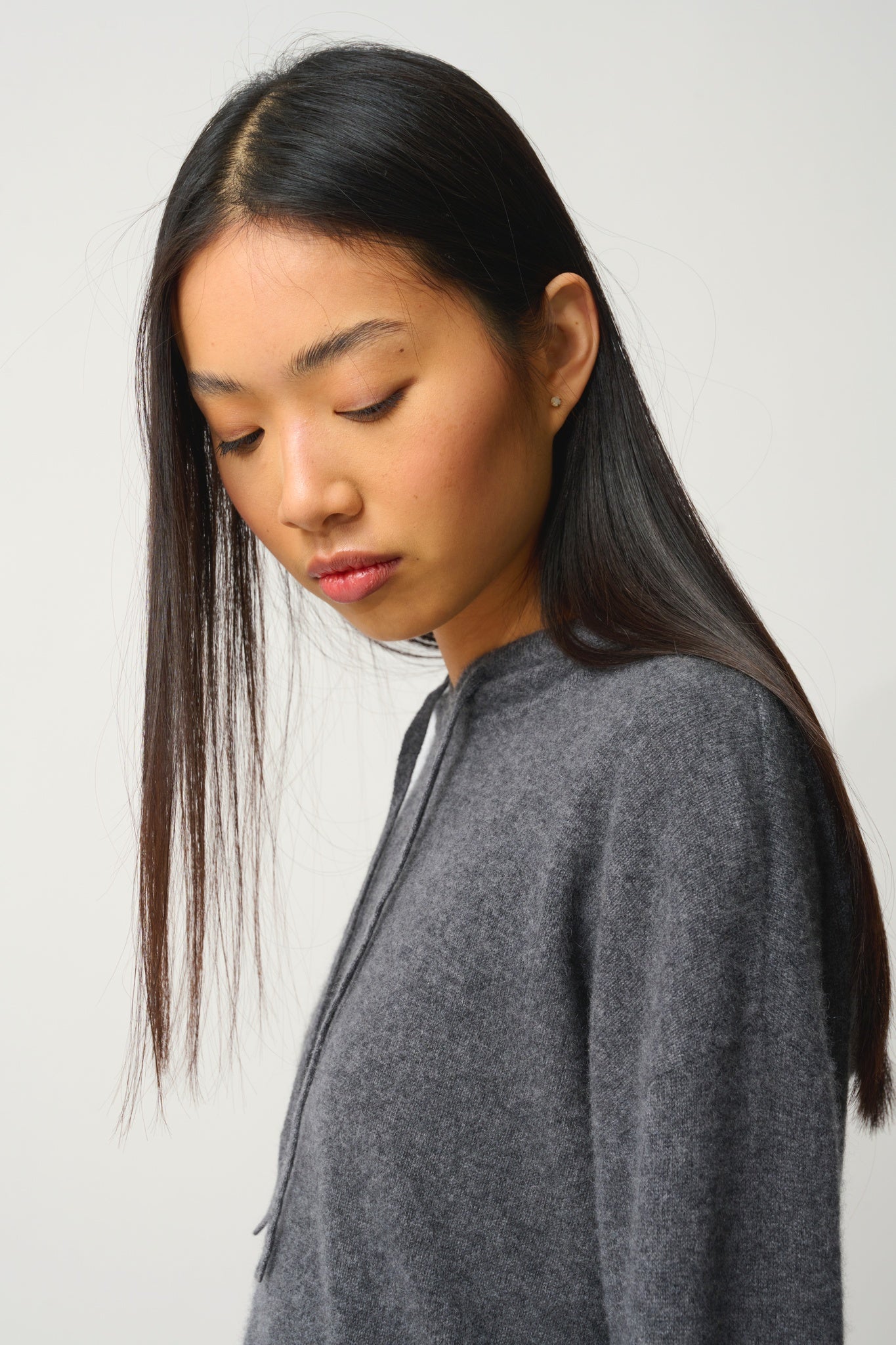 DORTE pull capuche anthracite chiné 100% cachemire