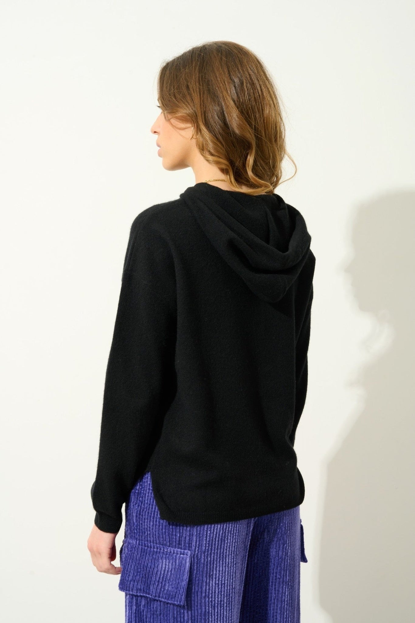 dorte pull capuche noir 100% cachemire