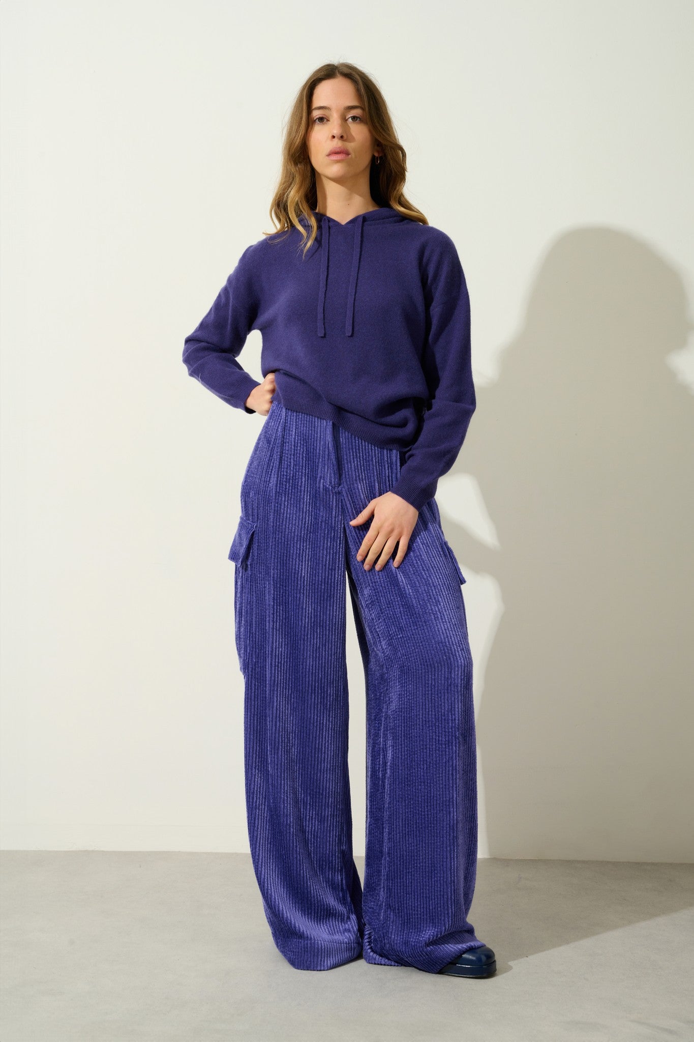 dorte pull capuche purple 100% cachemire