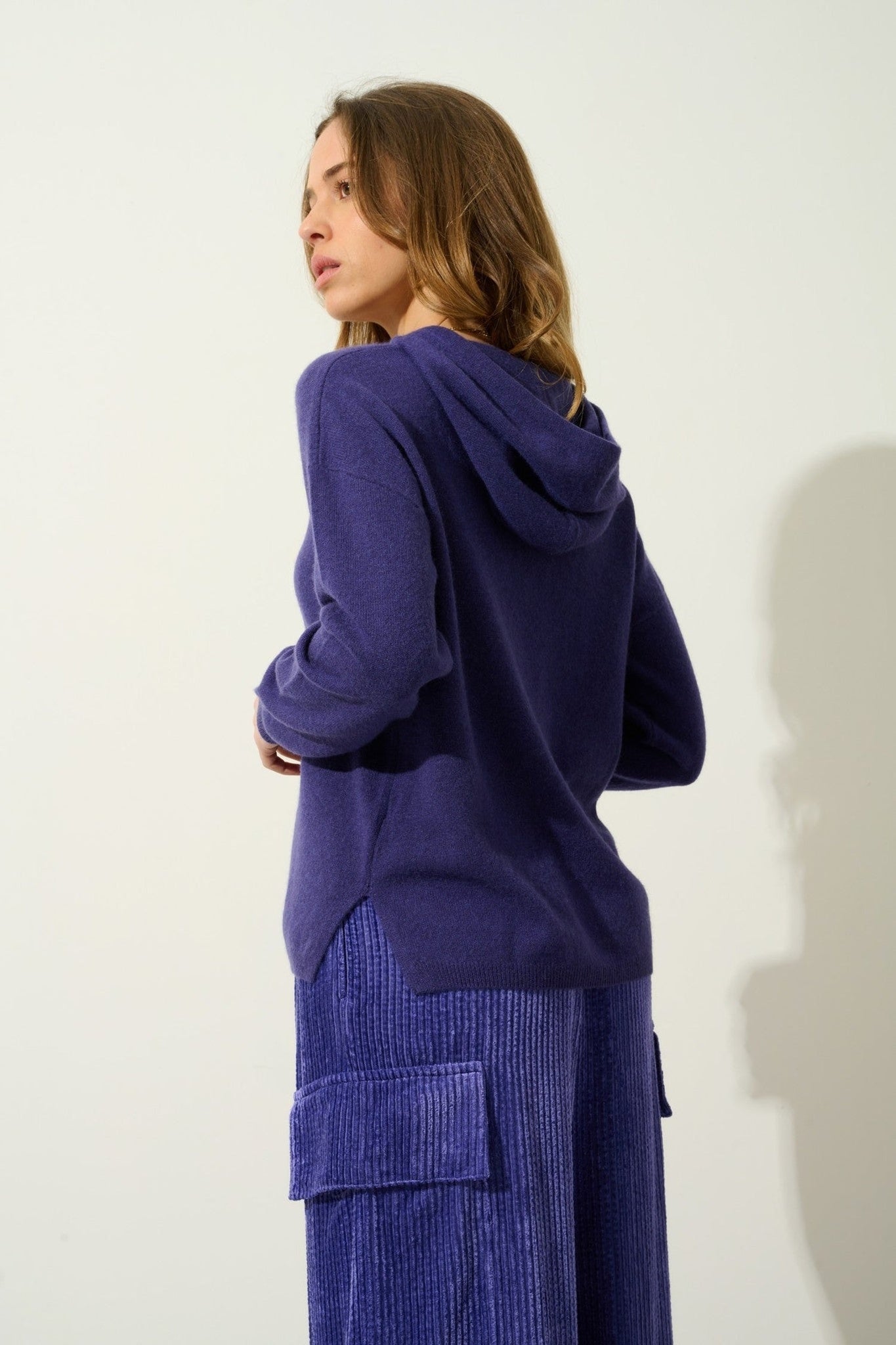dorte pull capuche purple 100% cachemire