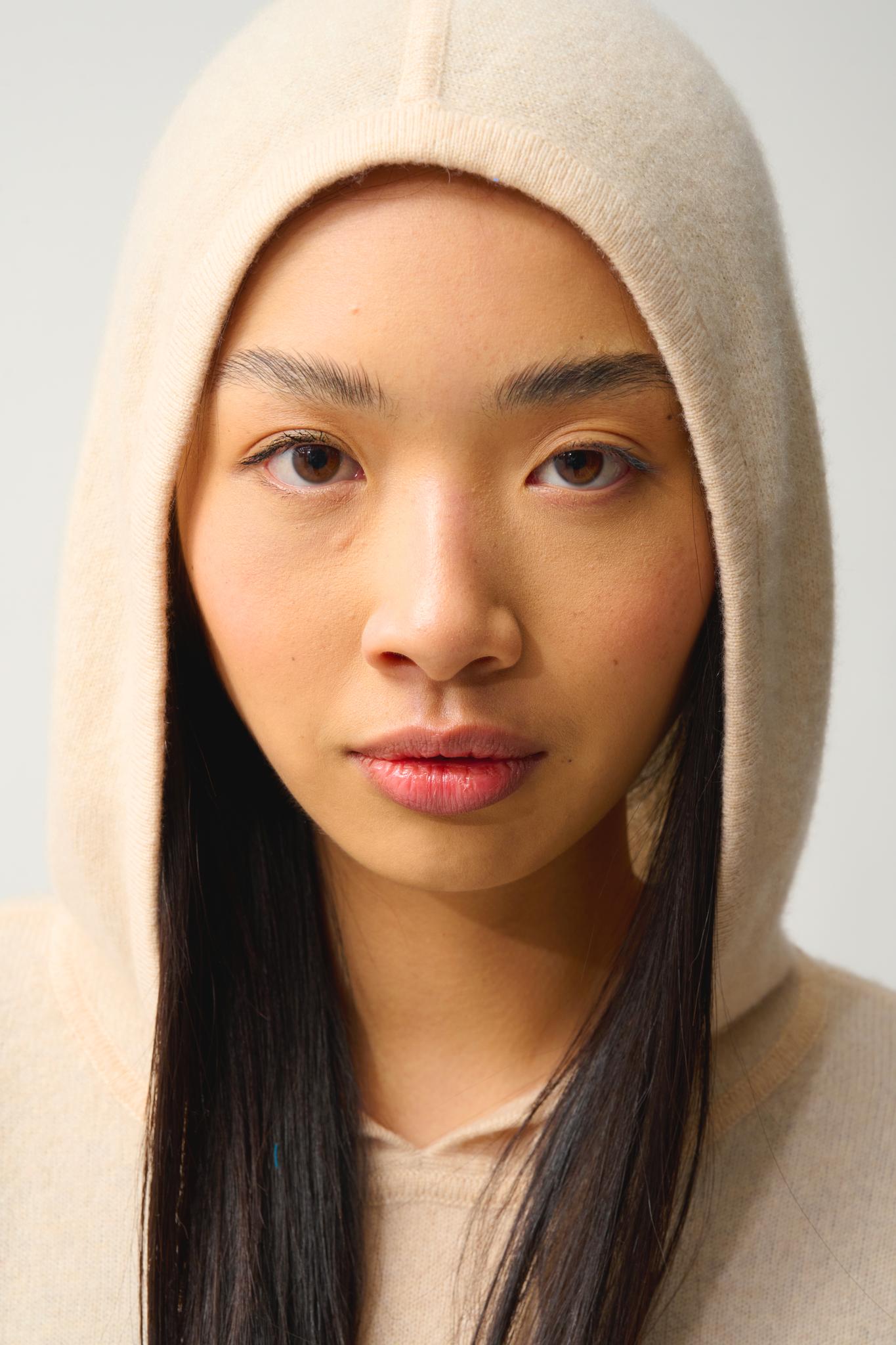 DORTE pull capuche sable 100% cachemire