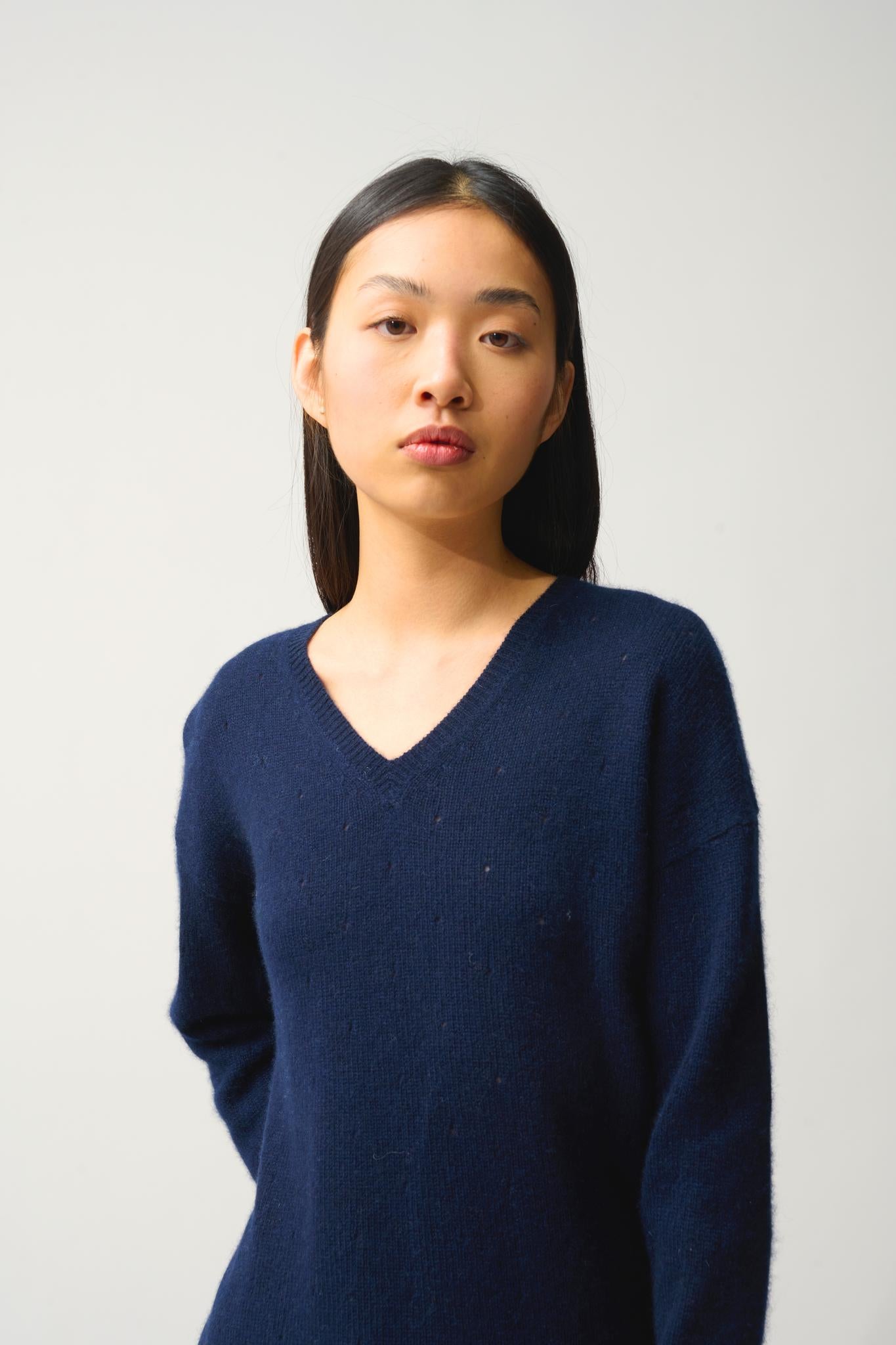 DOTY pull col v 4 fils navy 100% cachemire