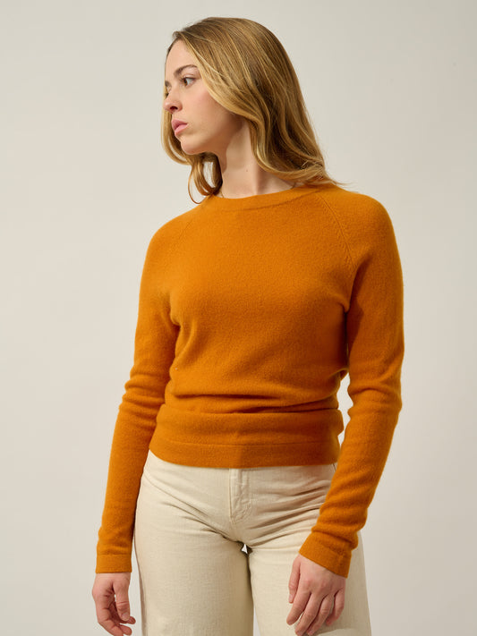 ECRIN ochre round-neck sweater 100% cashmere