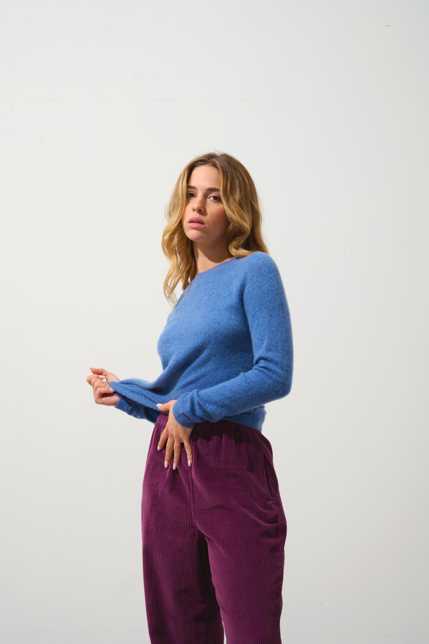 ECRIN denim blue round-neck sweater 100% cashmere