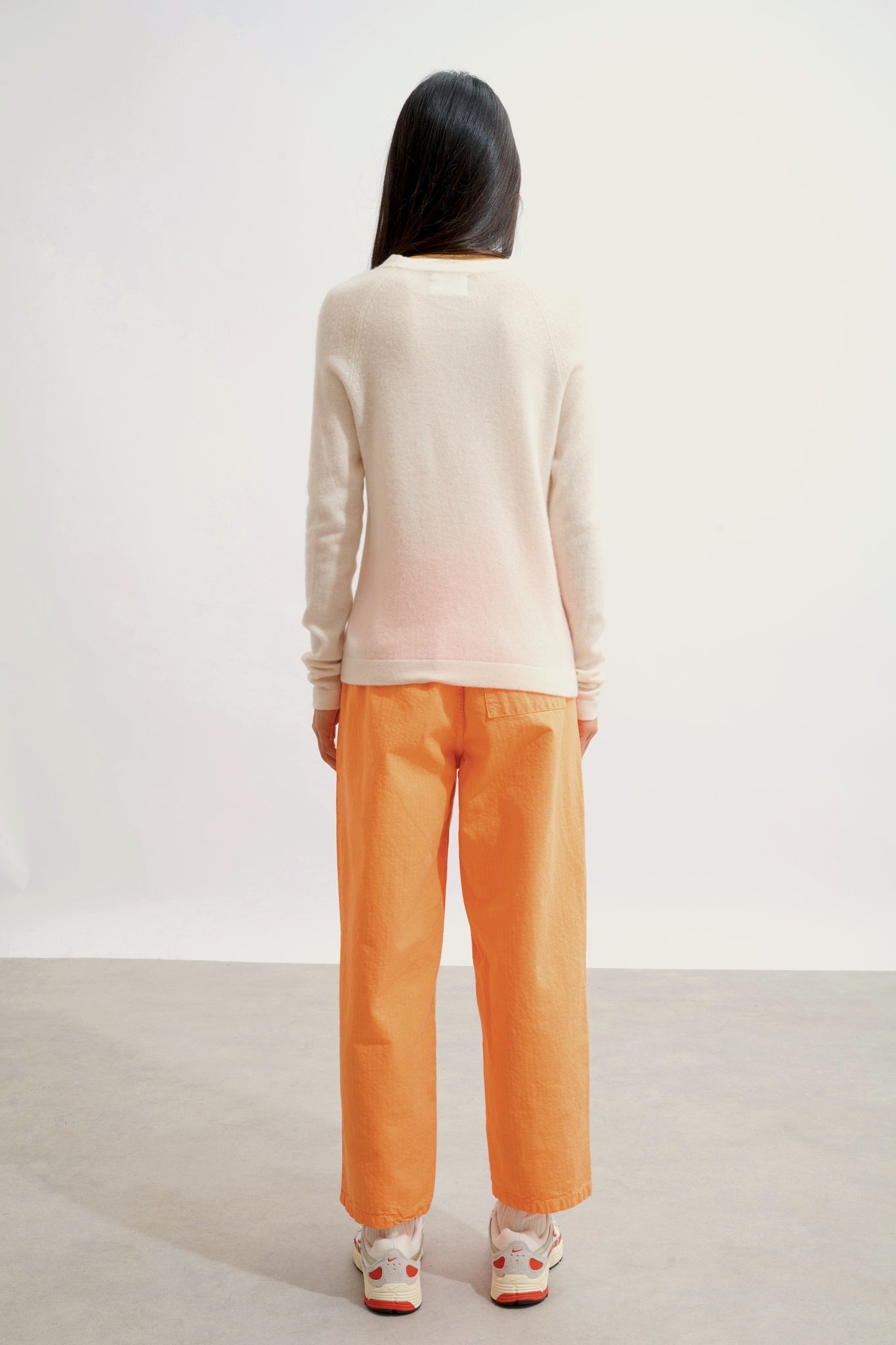 ECRIN ivory round-neck sweater 100% cashmere