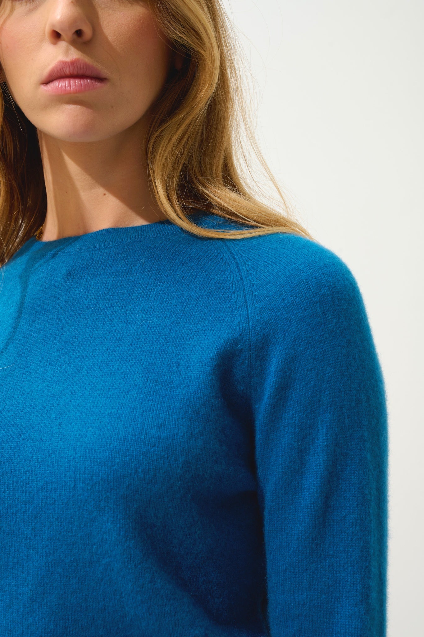 ECRIN Pullover mit Rundhalsausschnitt Pfau 100% Kaschmir