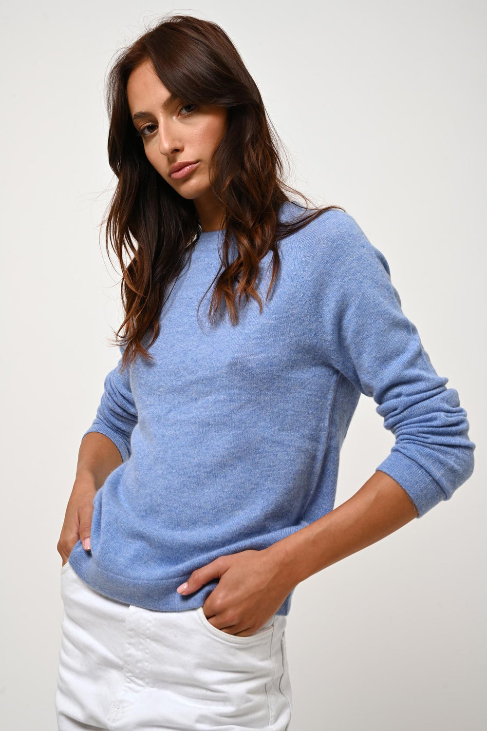ECRIN round-neck sweater sky 100% cashmere