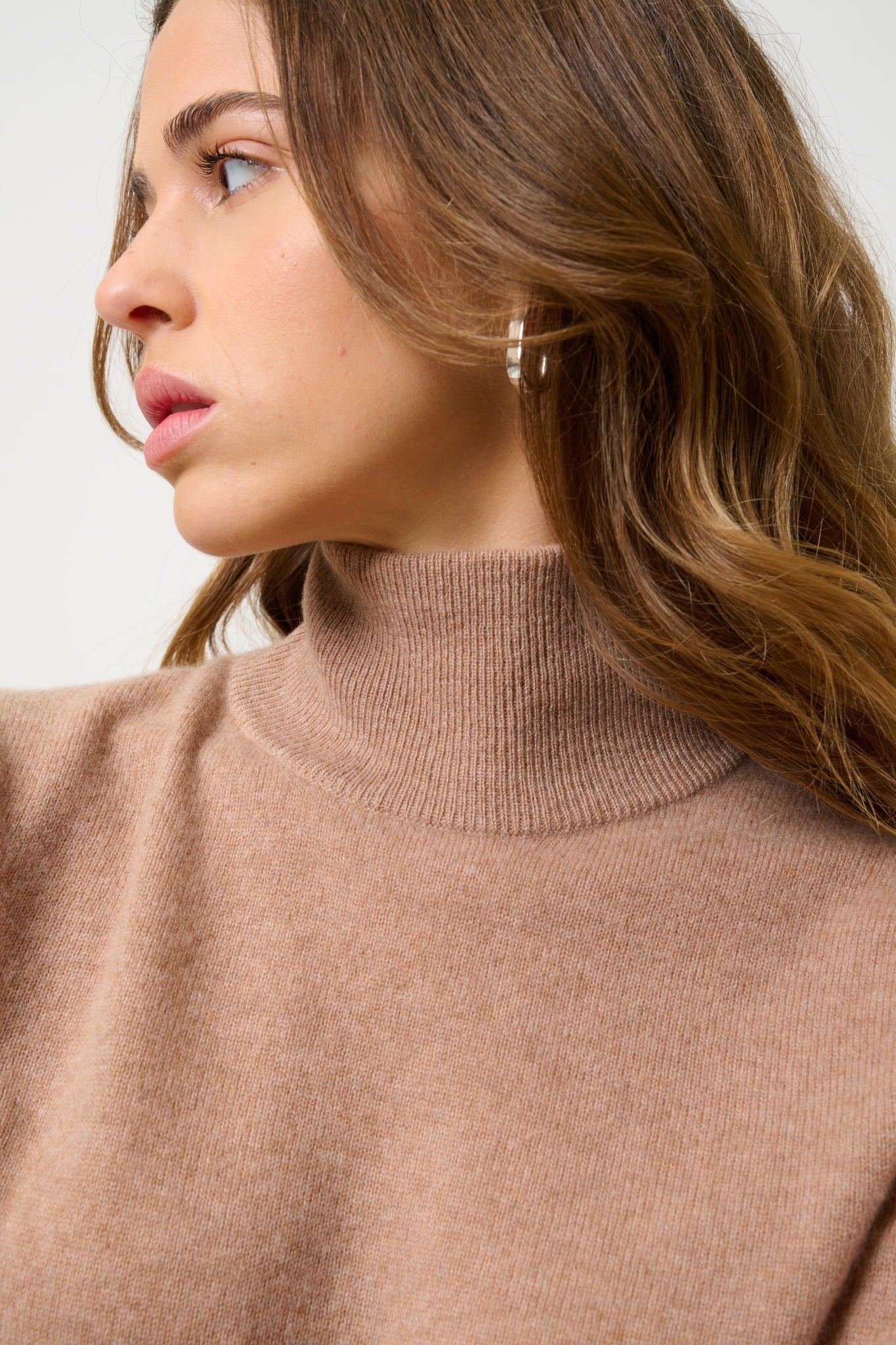 EILEEN Kamel-Melange Rollkragenpullover 100% Kaschmir