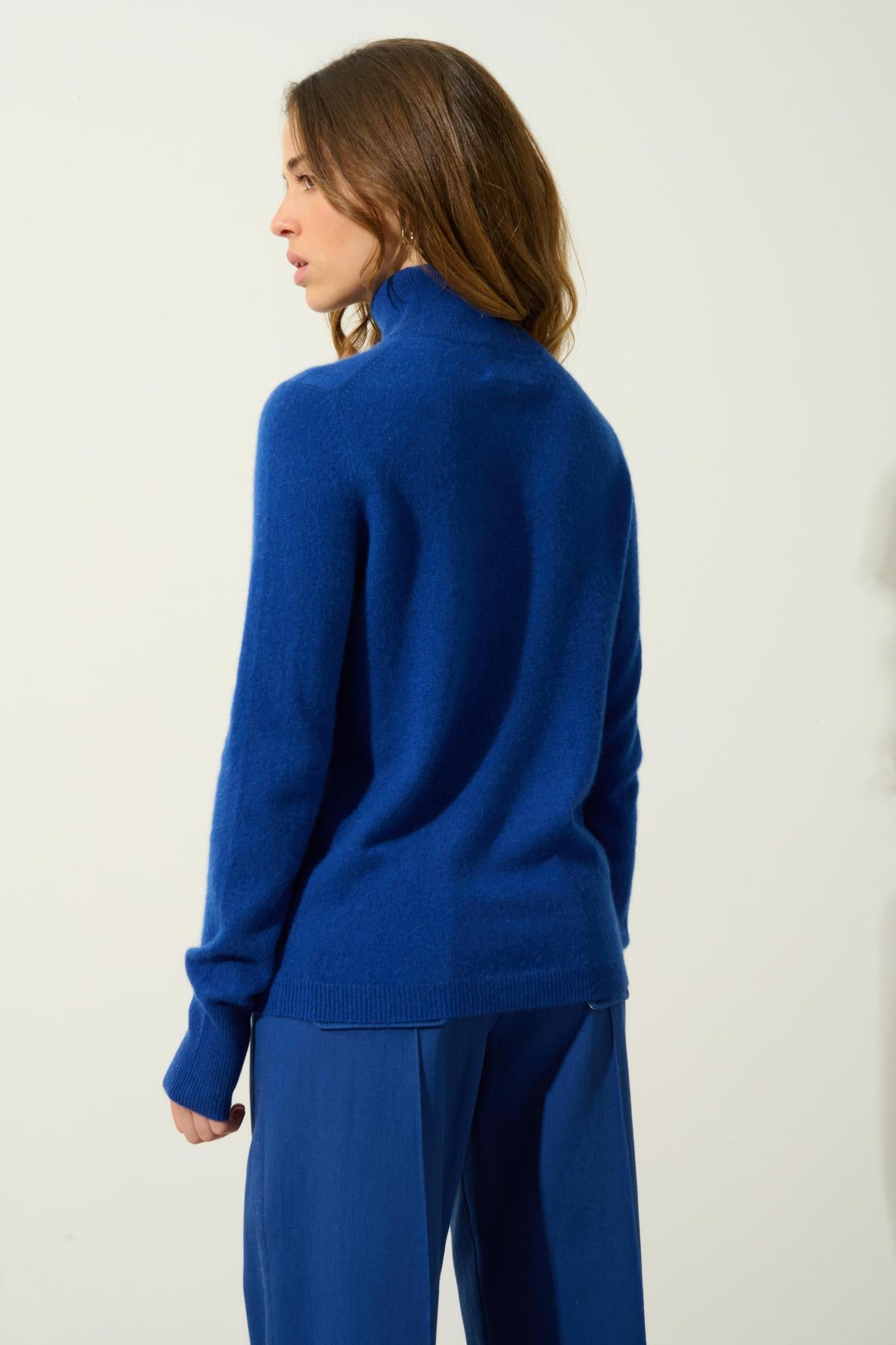 EILEEN ultramarine turtleneck sweater 100% cashmere