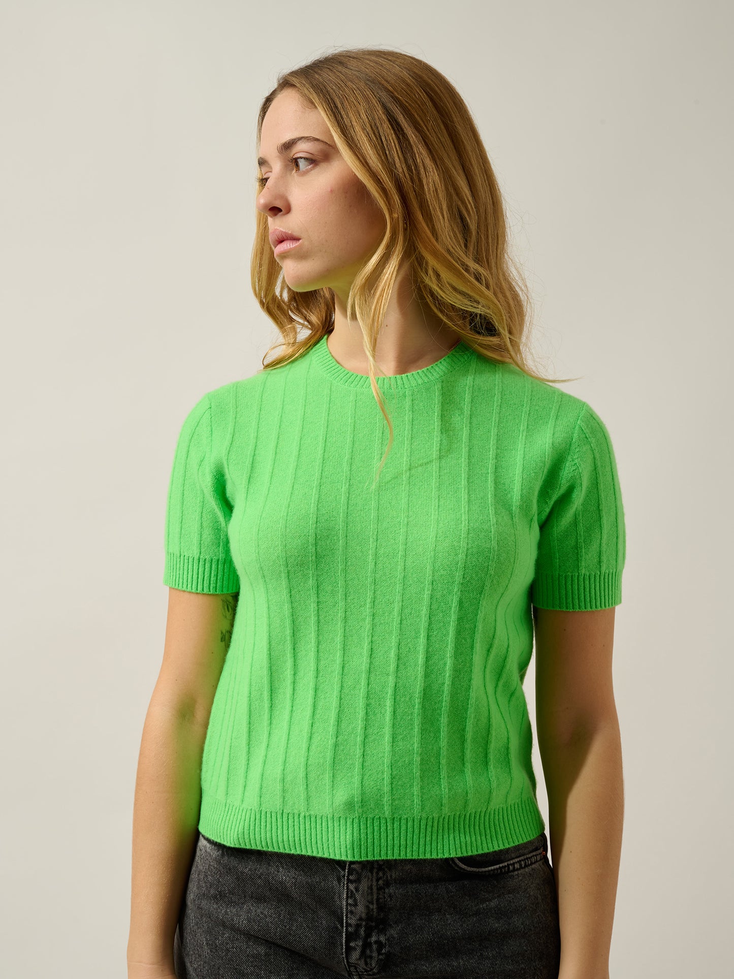 ELIRA t-shirt col rond vert fluo 100% cachemire