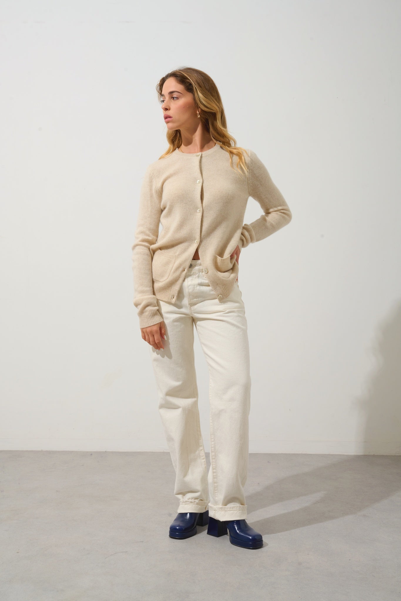 ELISE cardigan col rond 4 fils avoine 100% cachemire