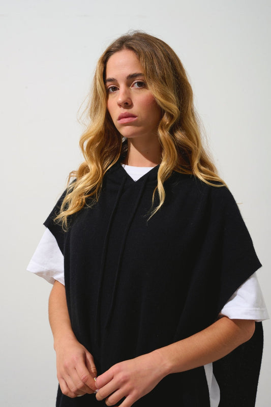 elsa poncho capuche noir 100% cachemire