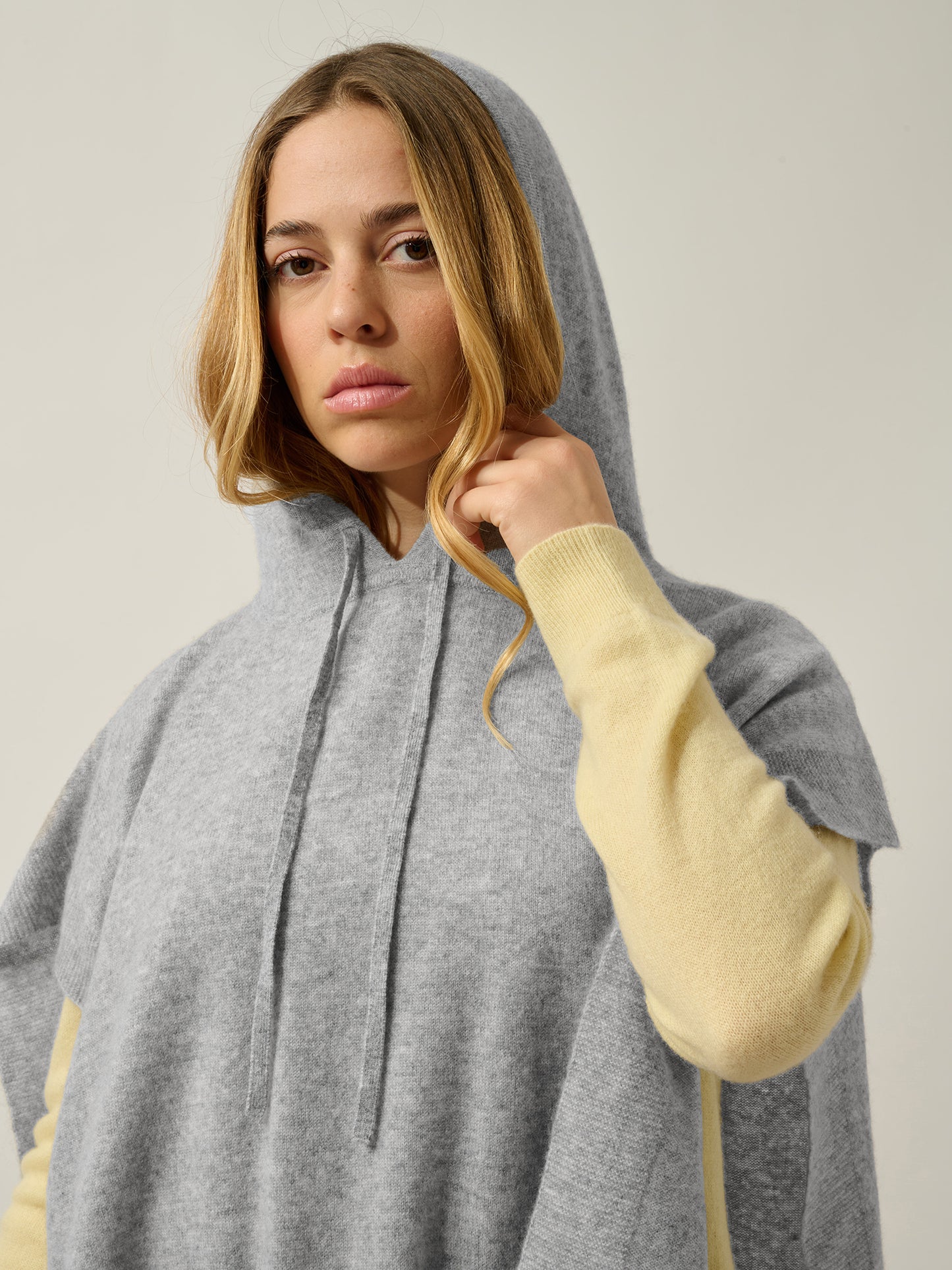 ELSA poncho capuche nuage chiné 100% cachemire