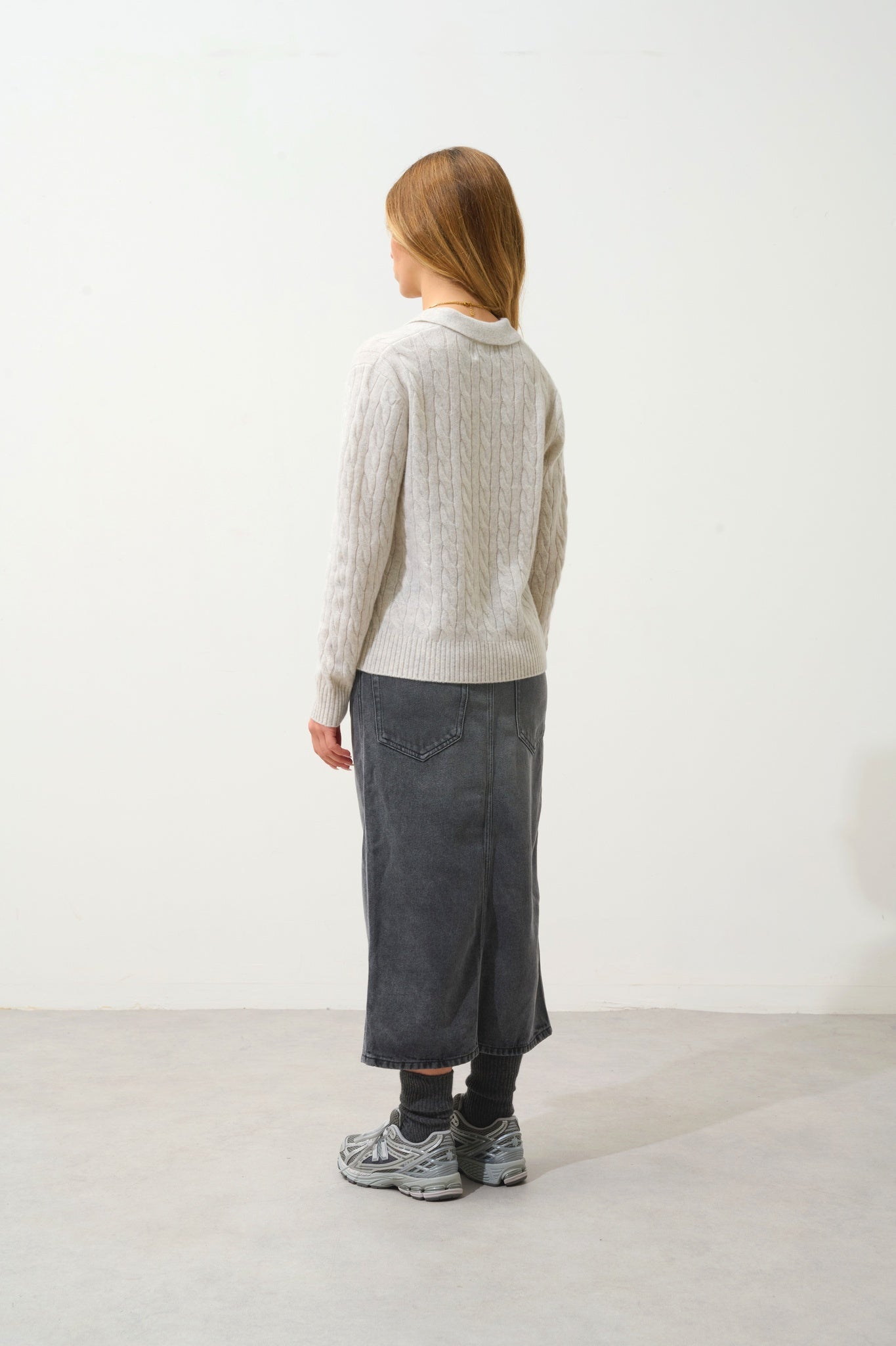 ELYSANDRA Pullover mit offenem Polokragen 4 Fäden perlgrau meliert 100% Kaschmir