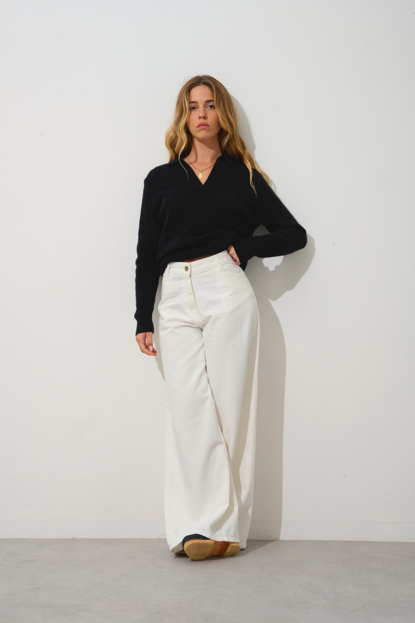 elysandra pull col polo ouvert 4 fils noir 100% cachemire