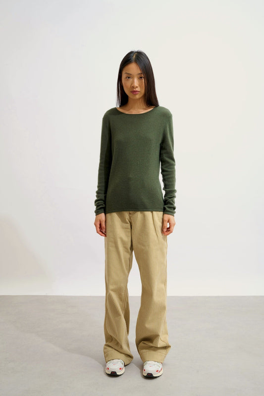 EPÉNA khaki round-neck sweater 100% cashmere