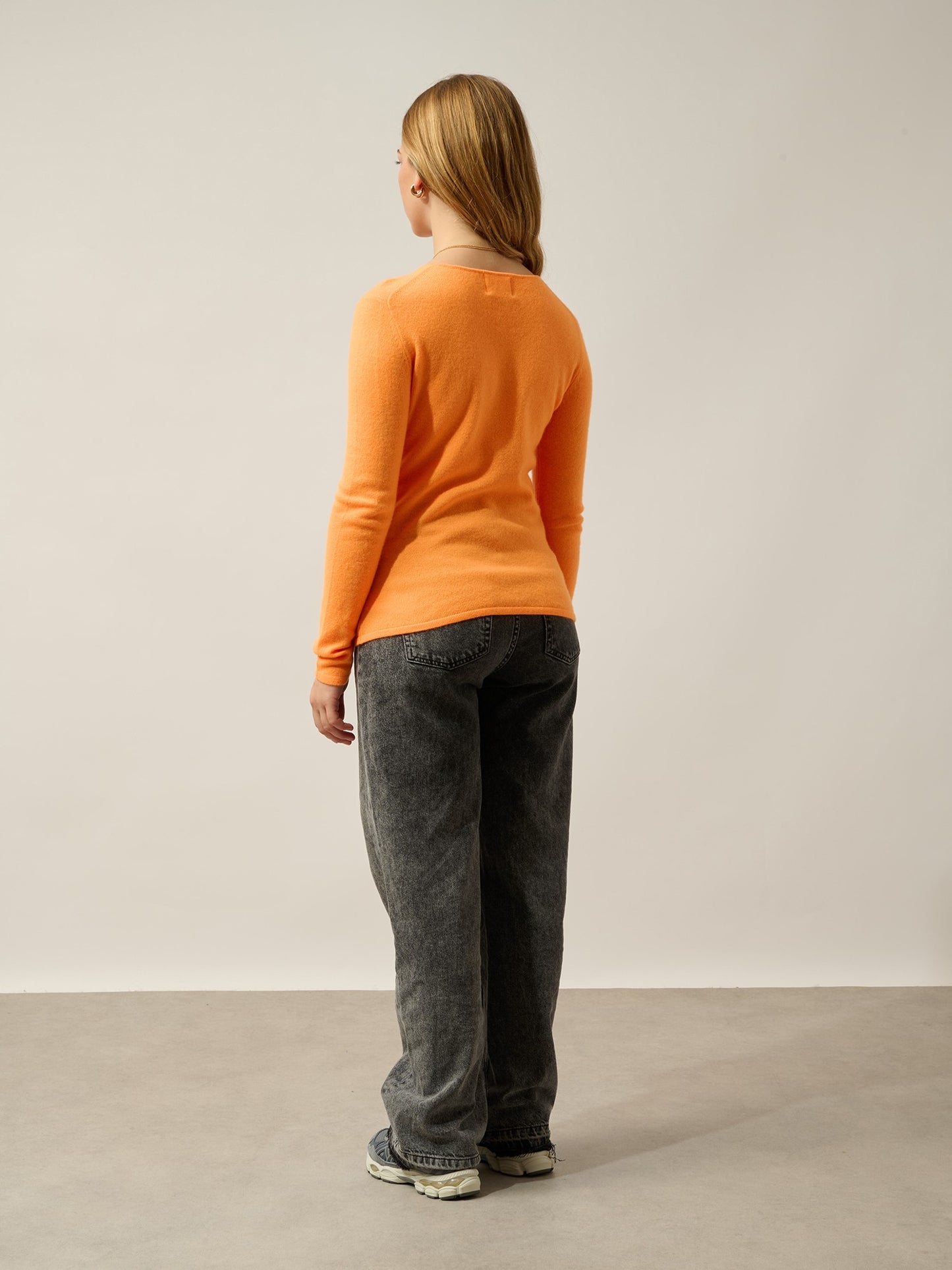 epéna pull col rond mandarine fluo 100% cachemire