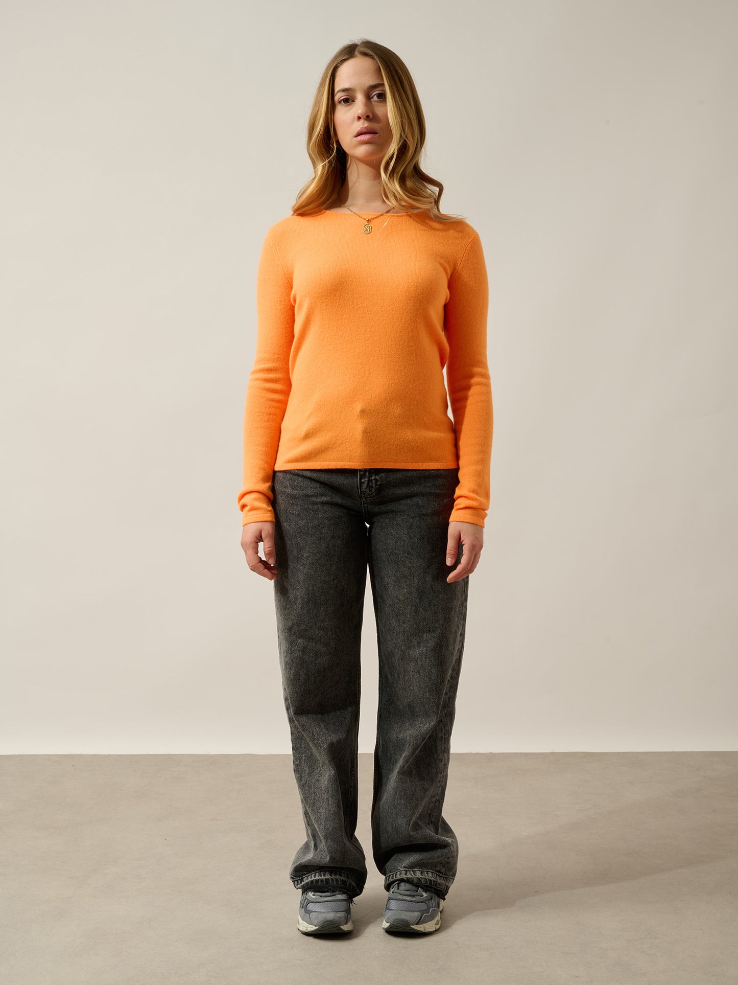 EPÉNA pull col rond mandarine fluo 100% cachemire