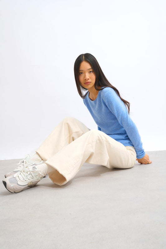 EPÉNA sky 100% cashmere round-neck sweater