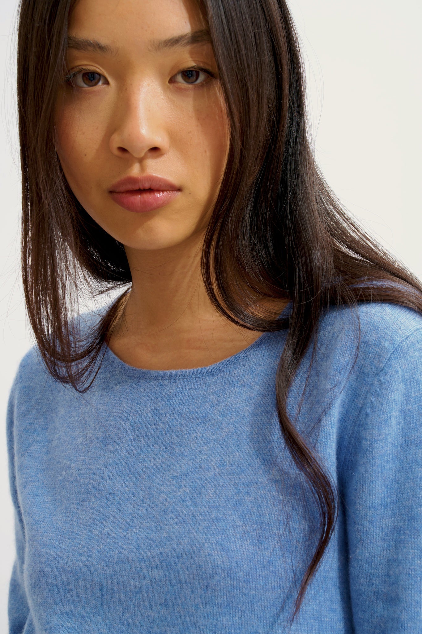 EPÉNA pull col rond sky 100% cachemire