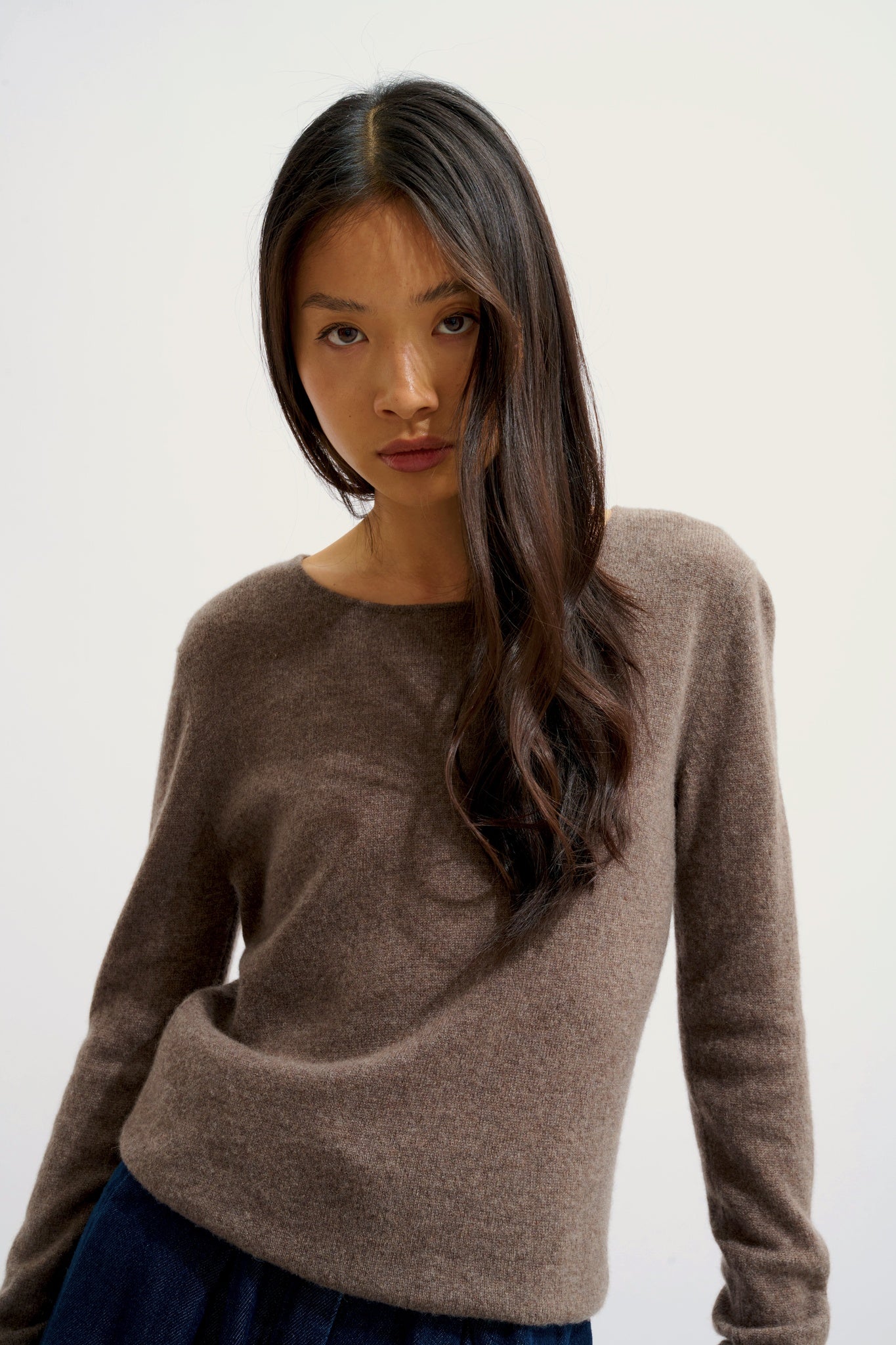 EPÉNA Pullover mit Rundhalsausschnitt taupe meliert 100% Kaschmir