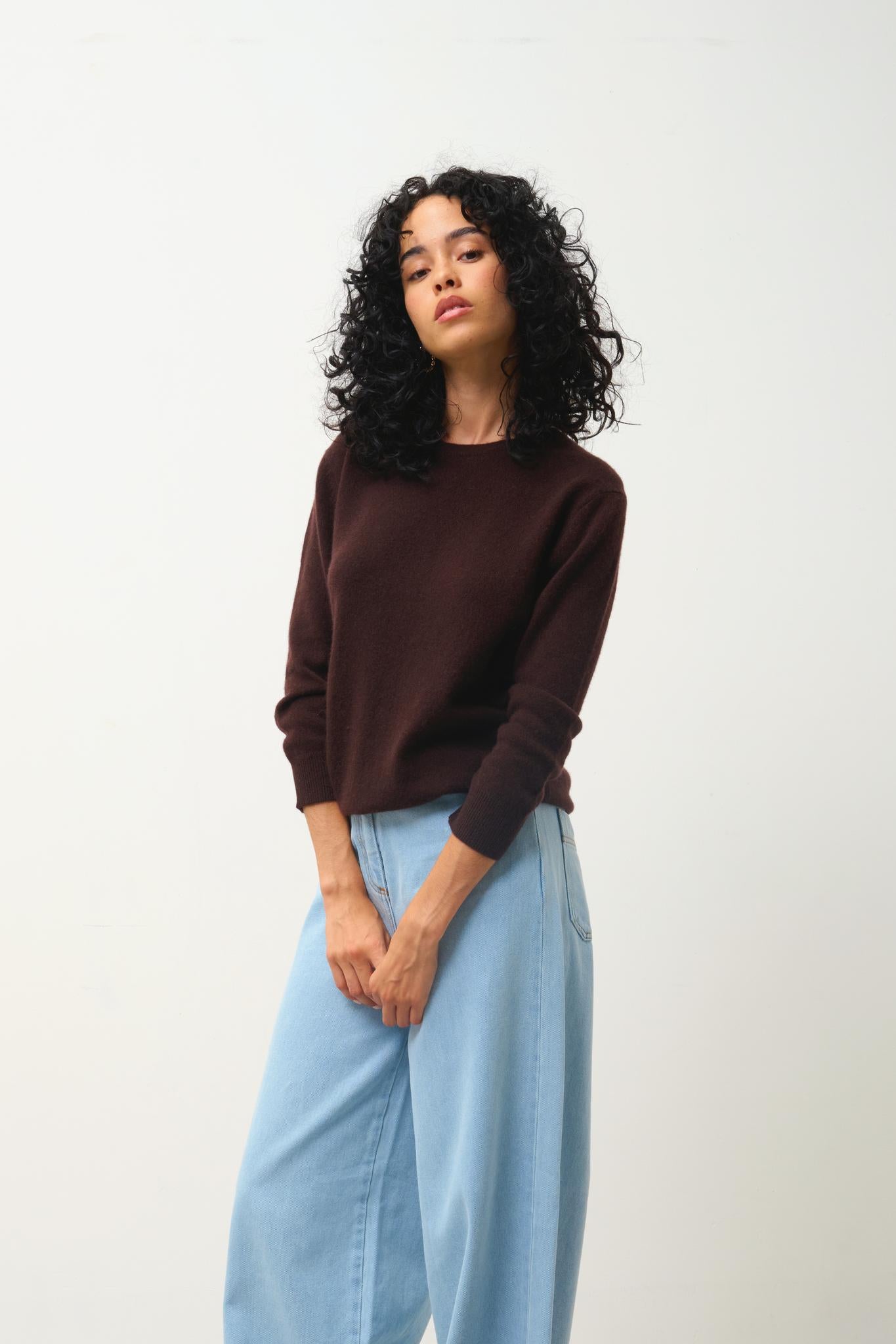 ESTARIS pull col rond boutonné dos choco 100% cachemire