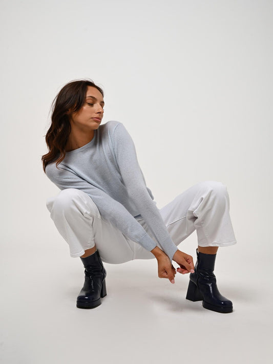 ESTARIS round-neck sweater with frosted back buttons 100% cashmere