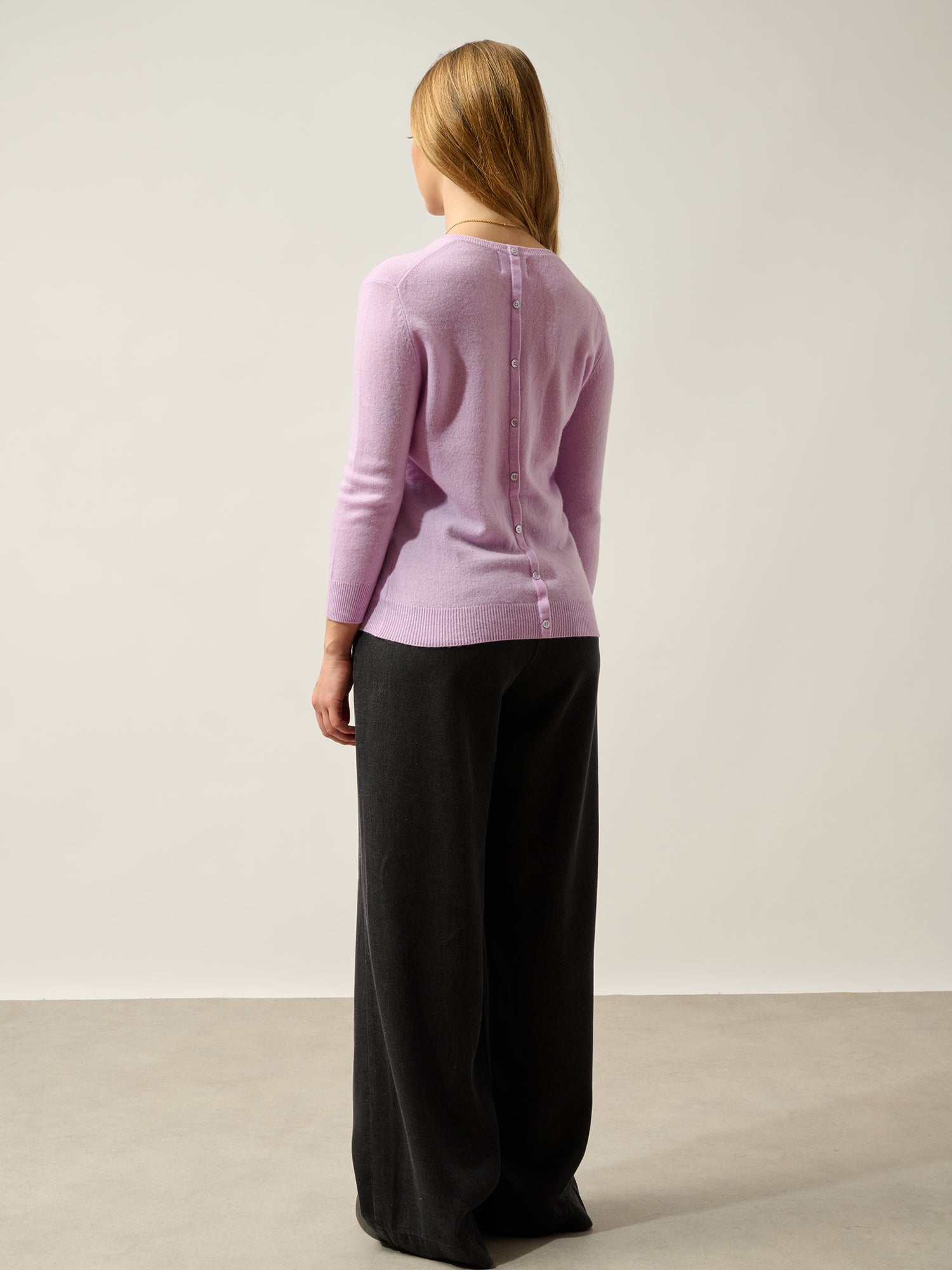 ESTARIS Pullover Rundhalsausschnitt geknöpft Rücken Marshmallow 100% Kaschmir