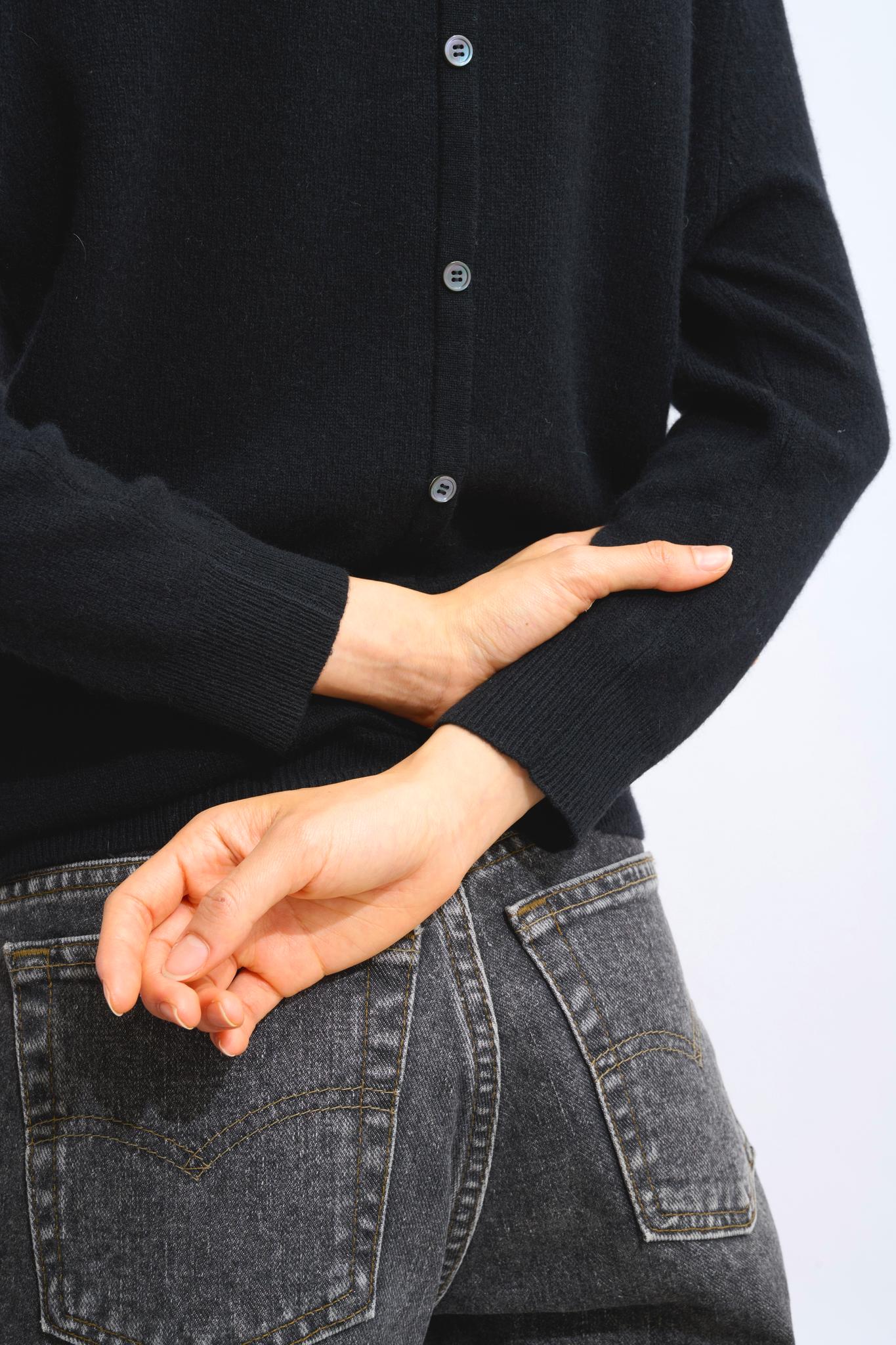 ESTARIS pull col rond boutonné dos noir 100% cachemire