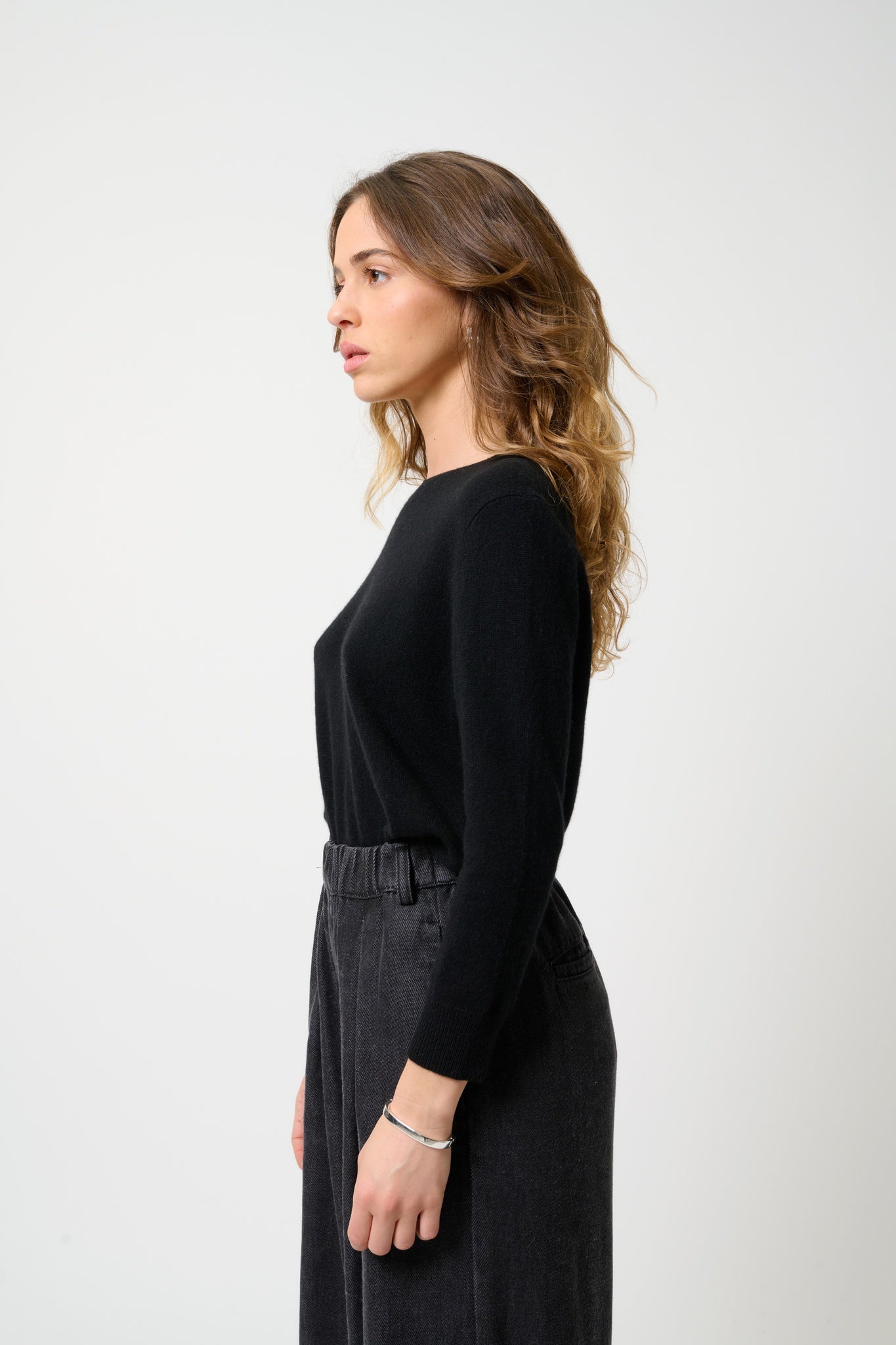 ESTARIS Pullover Rundhalsausschnitt geknöpft Rücken schwarz 100% Kaschmir