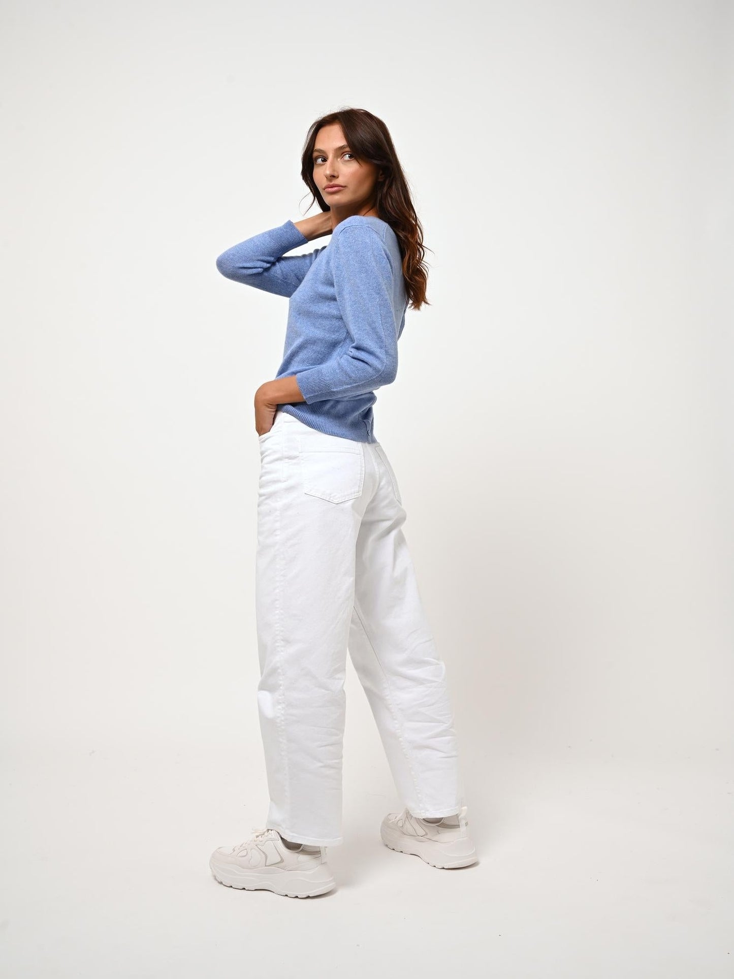 ESTARIS sweater round neck buttoned back sky 100% cashmere