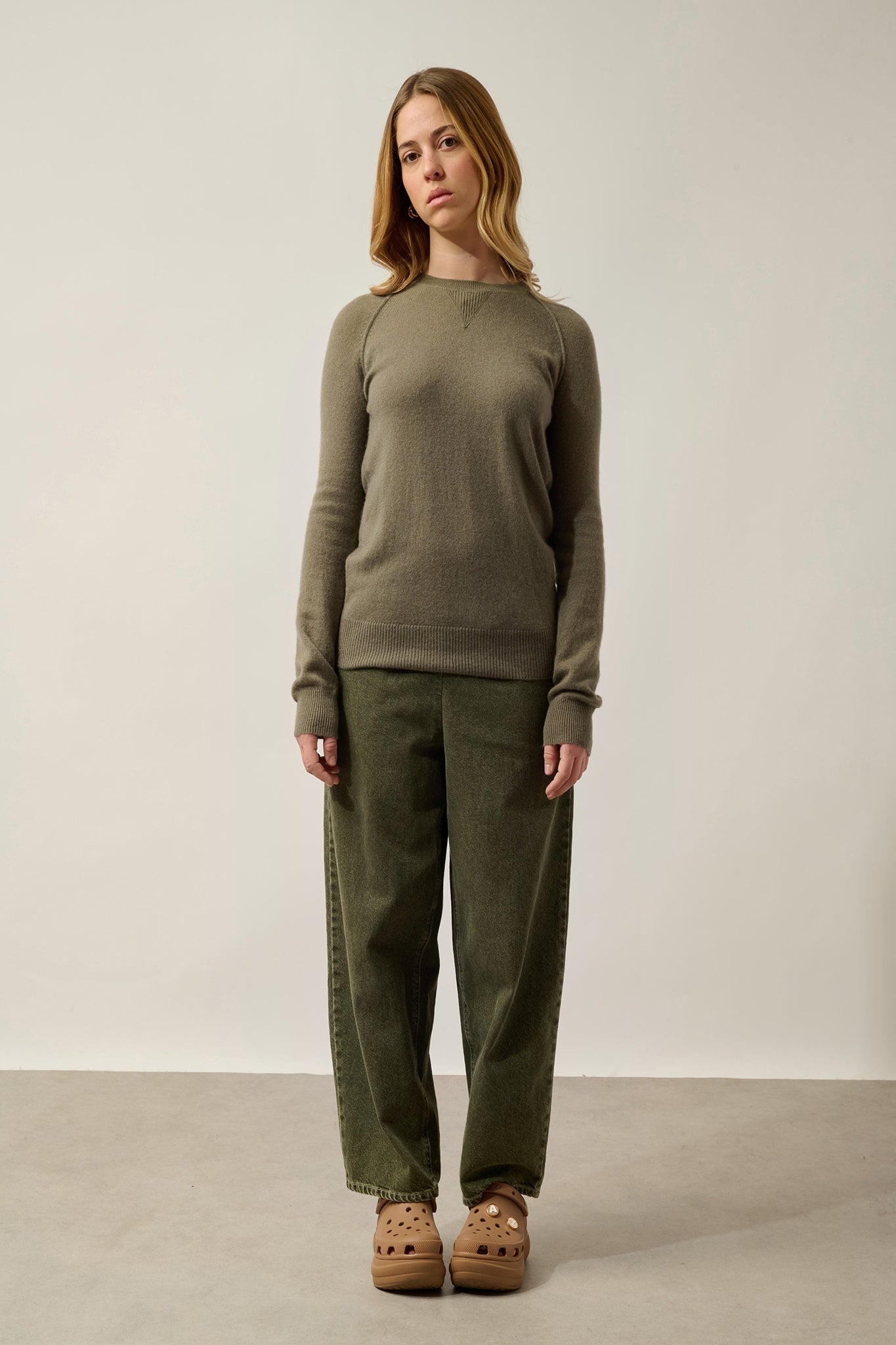 ETRET army round-neck sweater 100% cashmere