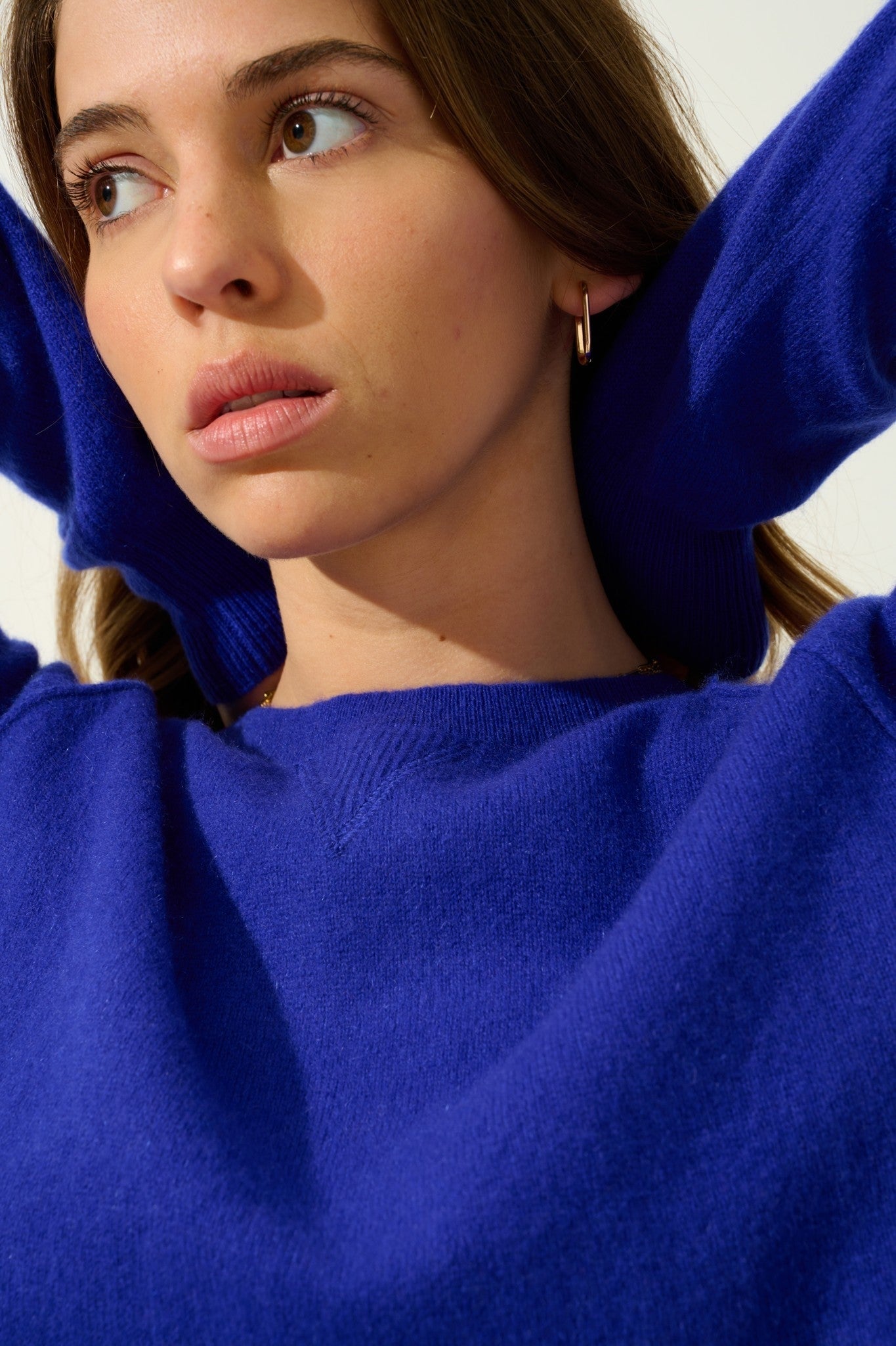 etret pull col rond indigo 100% cachemire