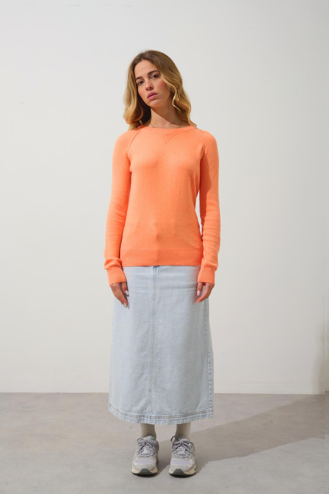 ETRET fluorescent orange round-neck sweater 100% cashmere