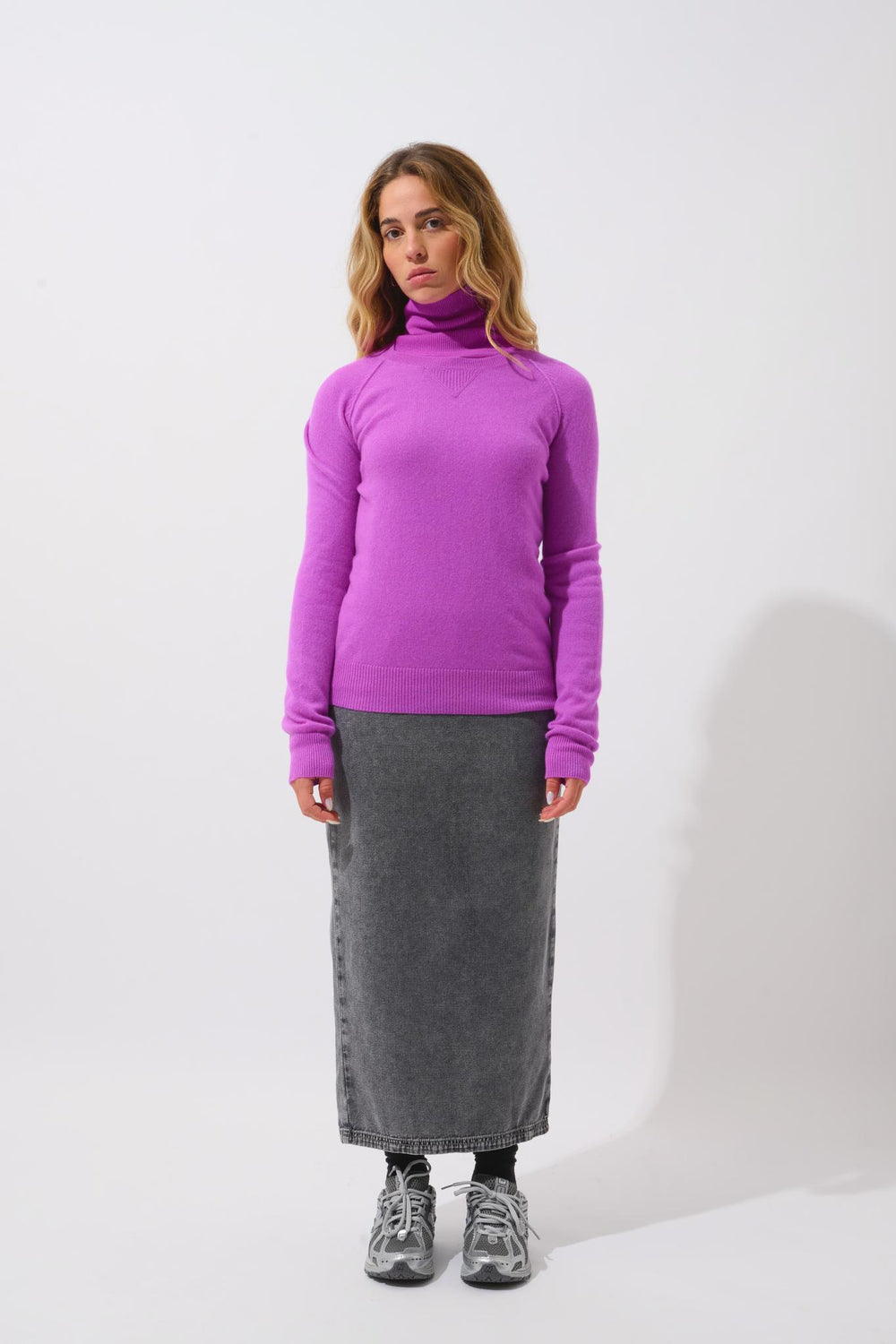 ETRET fluorescent purple round-neck sweater 100% cashmere