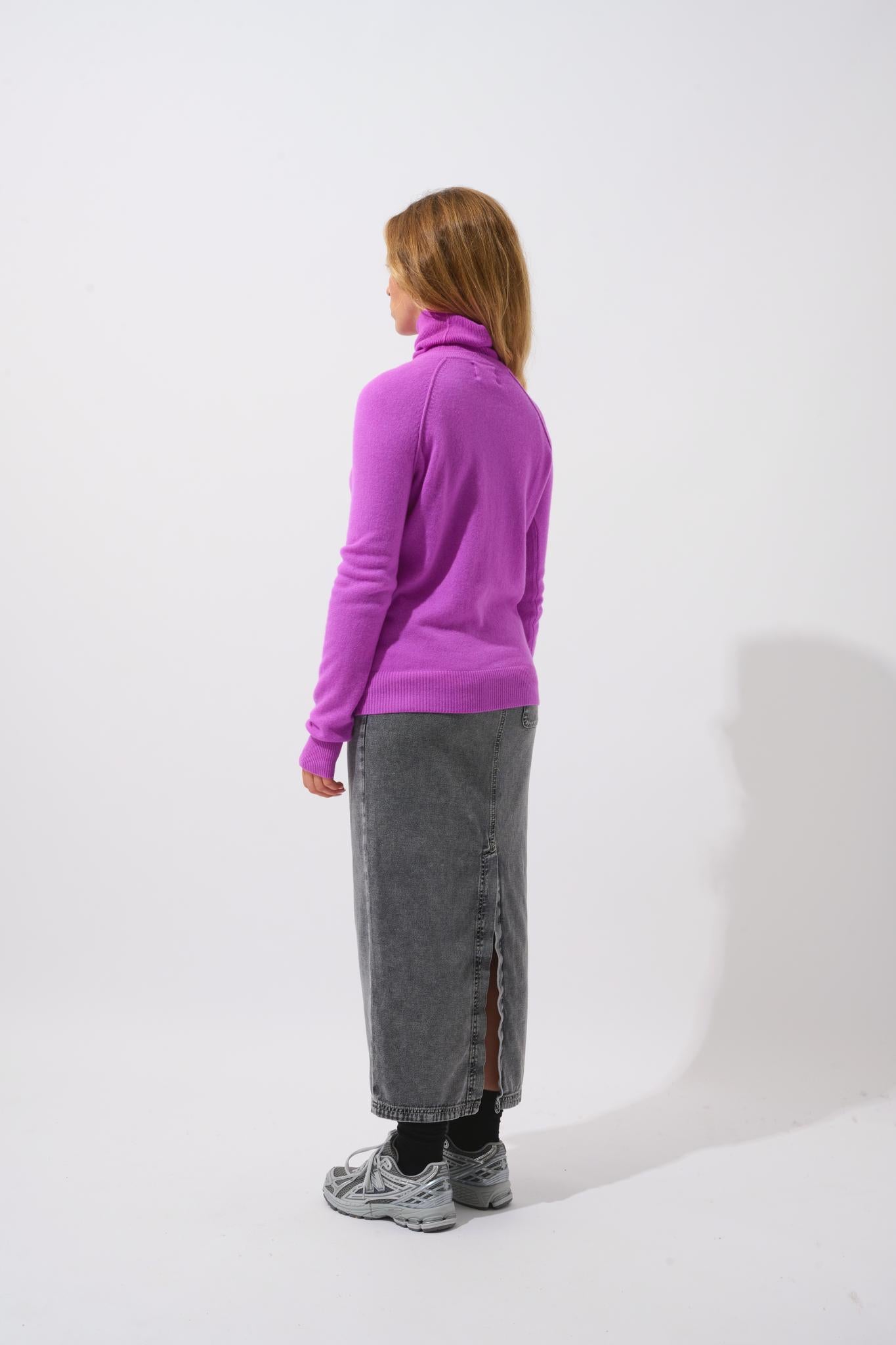 ETRET fluorescent purple round-neck sweater 100% cashmere