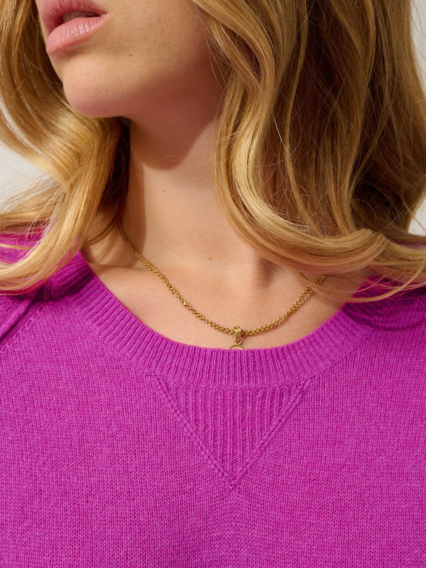 ETRET fluorescent purple round-neck sweater 100% cashmere