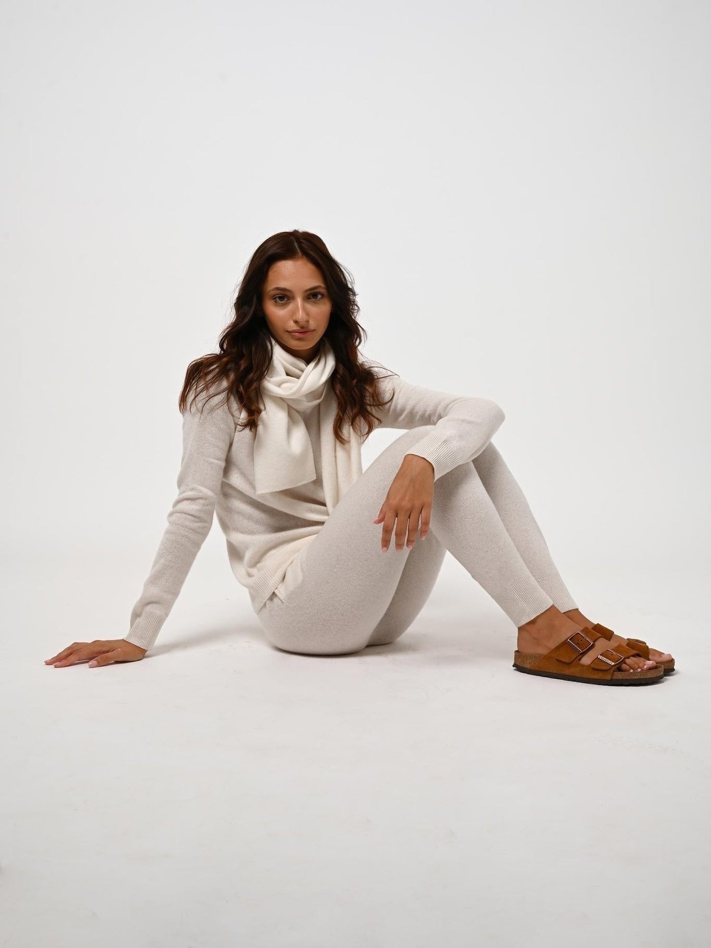 FERRAND elfenbeinfarbene Jogginghose 100% Kaschmir