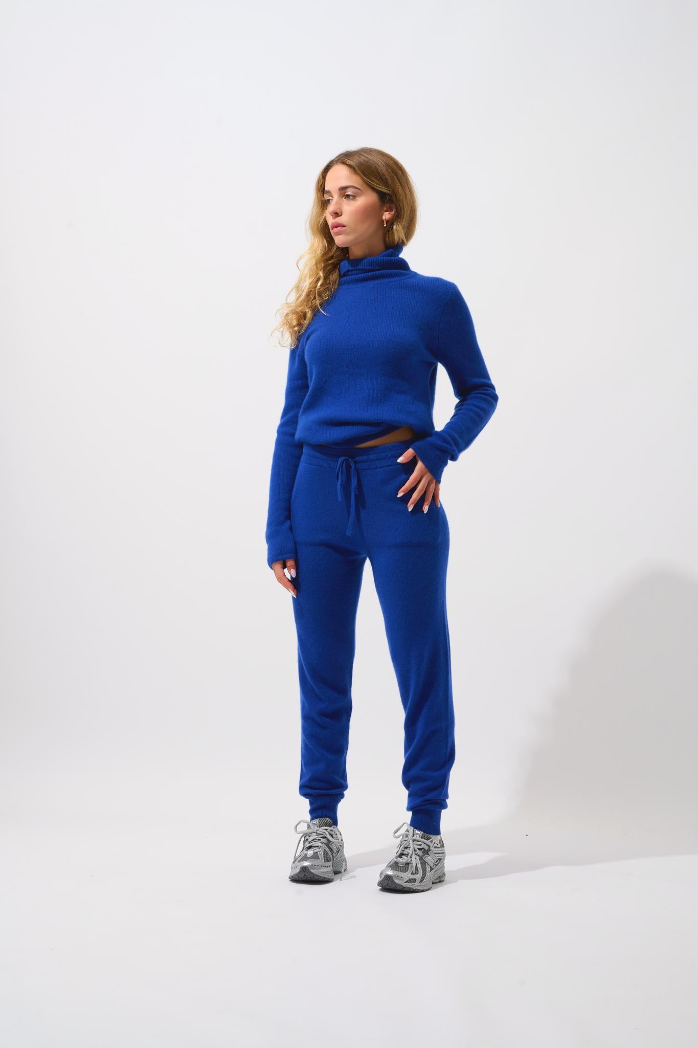FERRAND ultramarine jogging suit 100% cashmere
