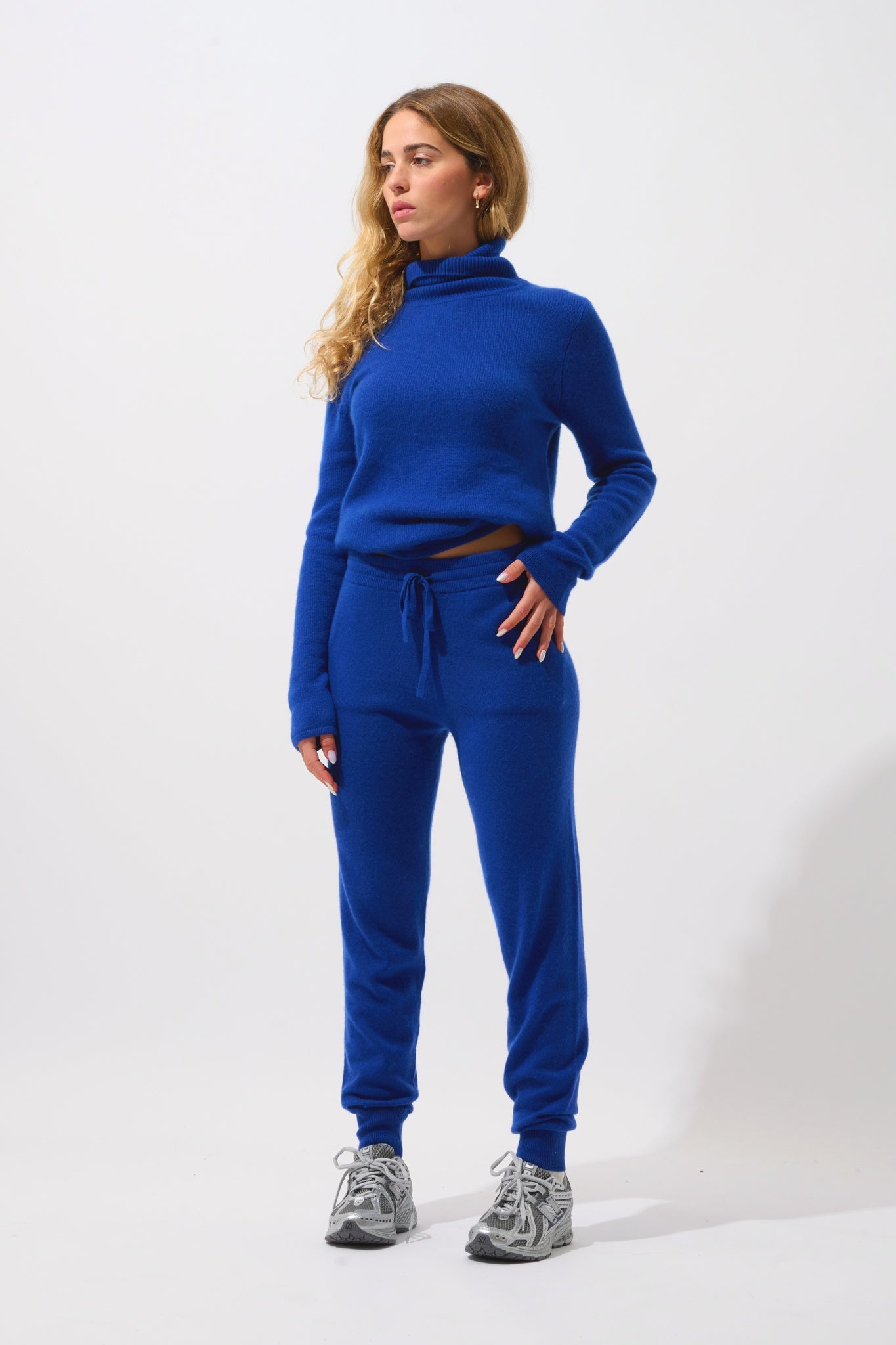 FERRAND jogging outremer 100% cachemire