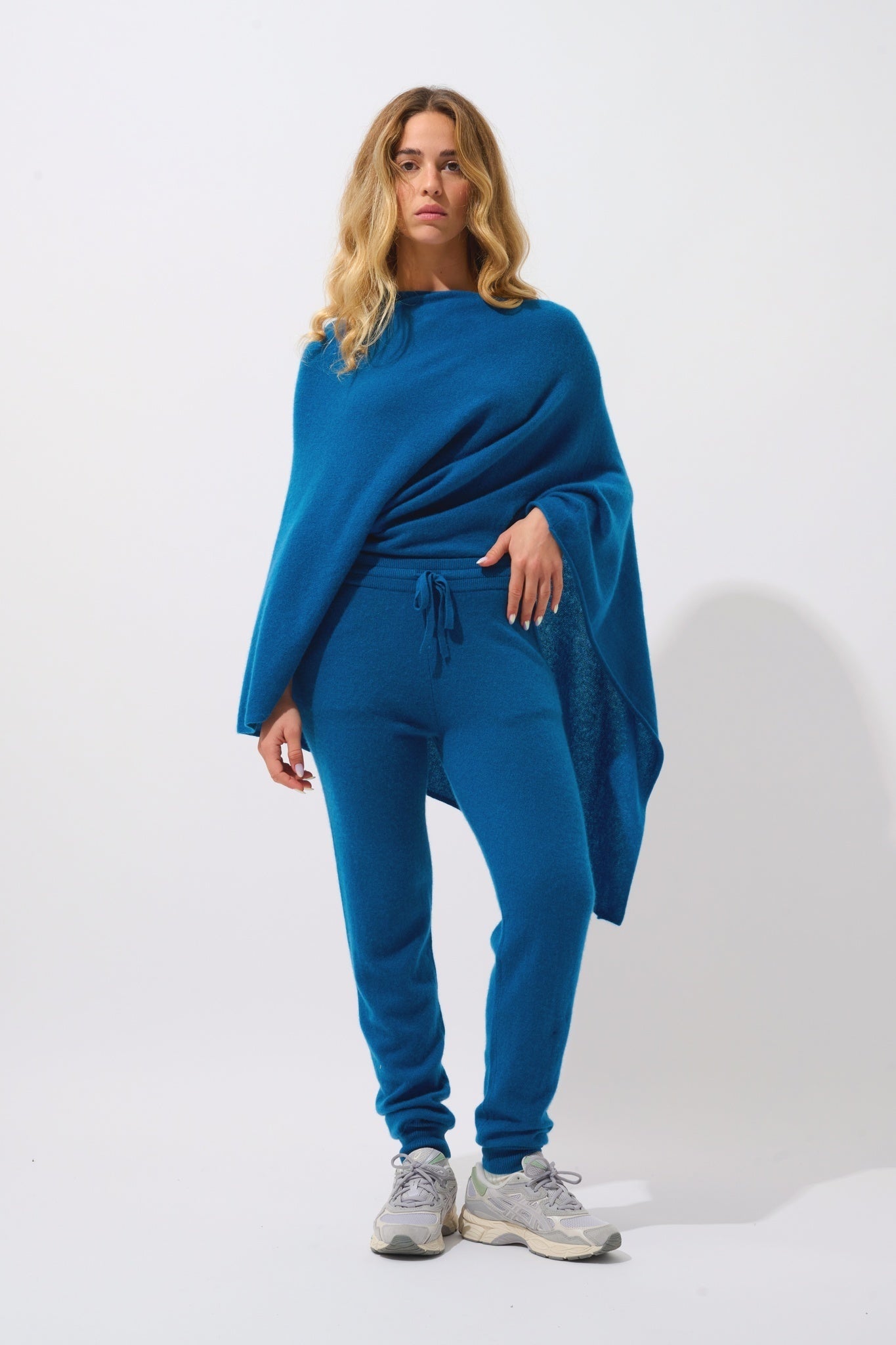 FERRAND Jogginganzug Pfau 100% Kaschmir