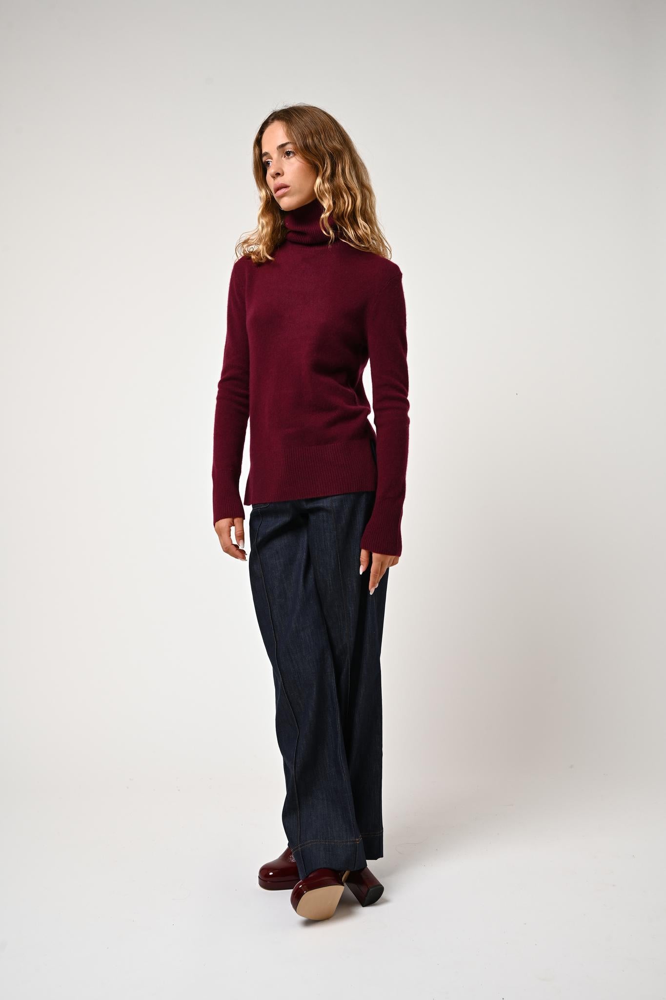 FORNET pull col roulé bordeaux 100% cachemire
