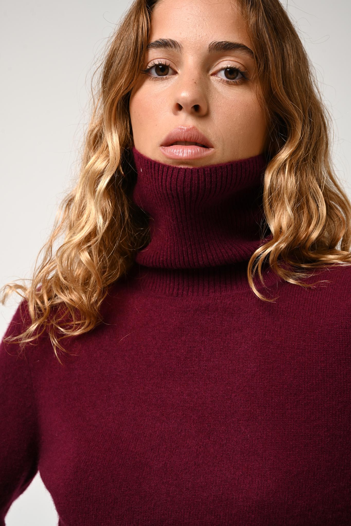 FORNET pull col roulé bordeaux 100% cachemire
