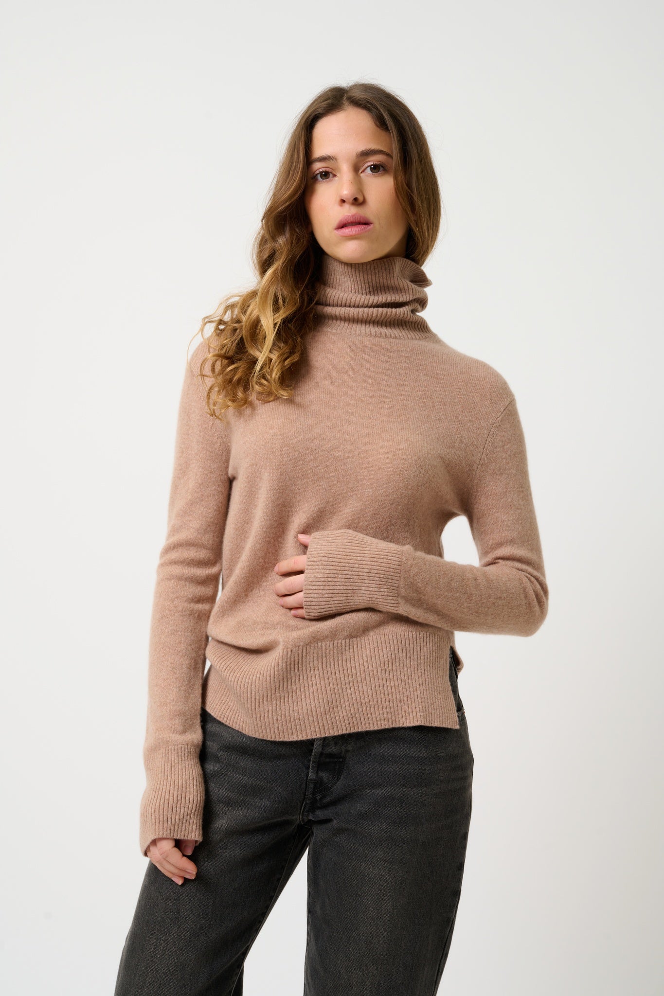 FORNET Kamelmelierter Rollkragenpullover 100% Kaschmir