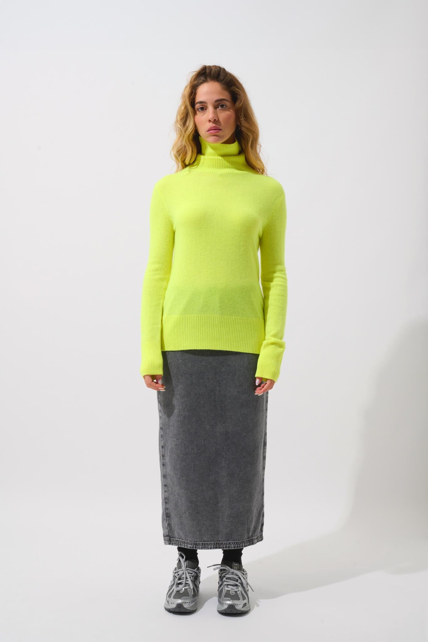 FORNET pull col roulé jaune fluo 100% cachemire