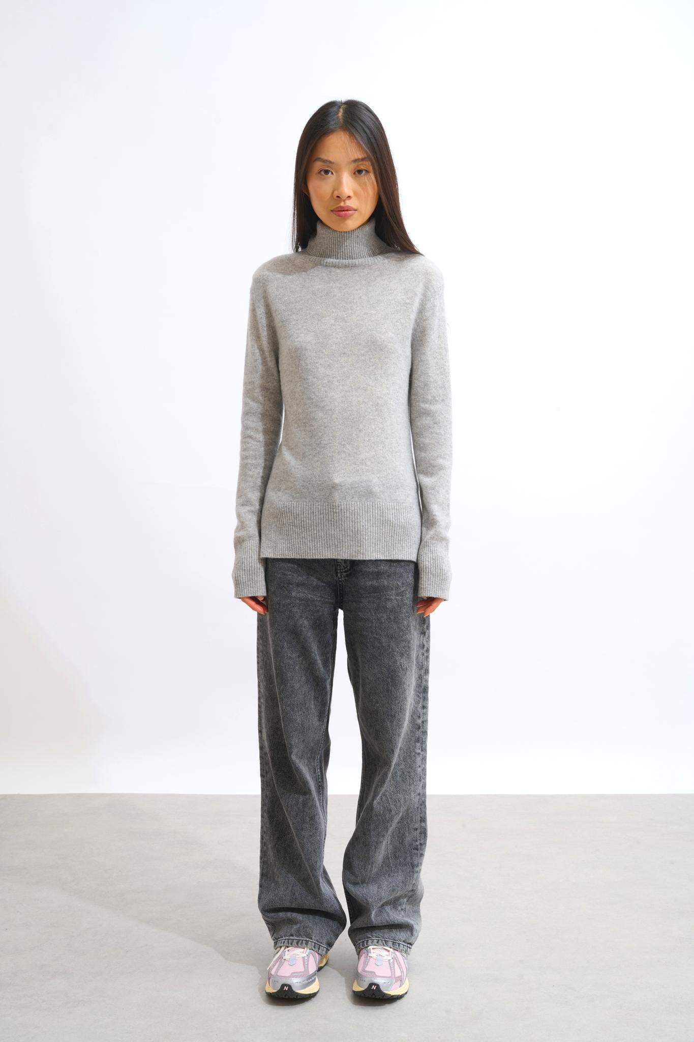 FORNET cloud turtleneck sweater 100% cashmere