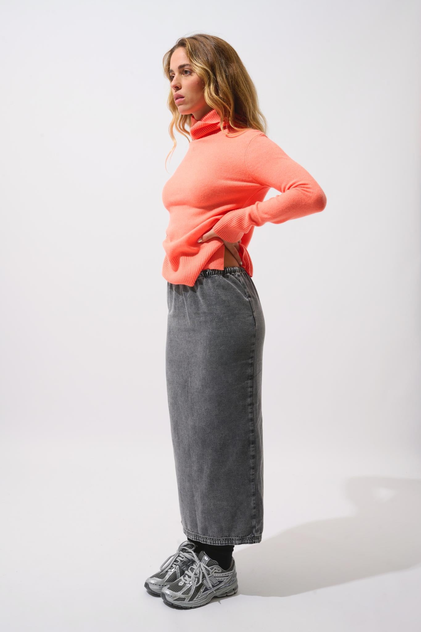 FORNET pull col roulé orange fluo 100% cachemire