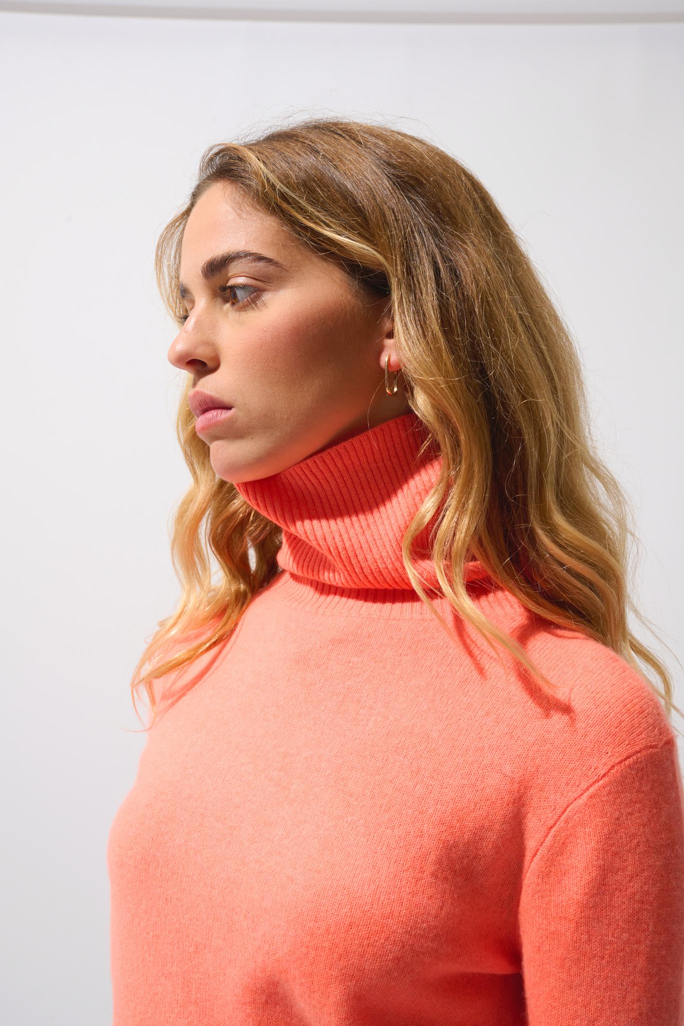 FORNET pull col roulé orange fluo 100% cachemire